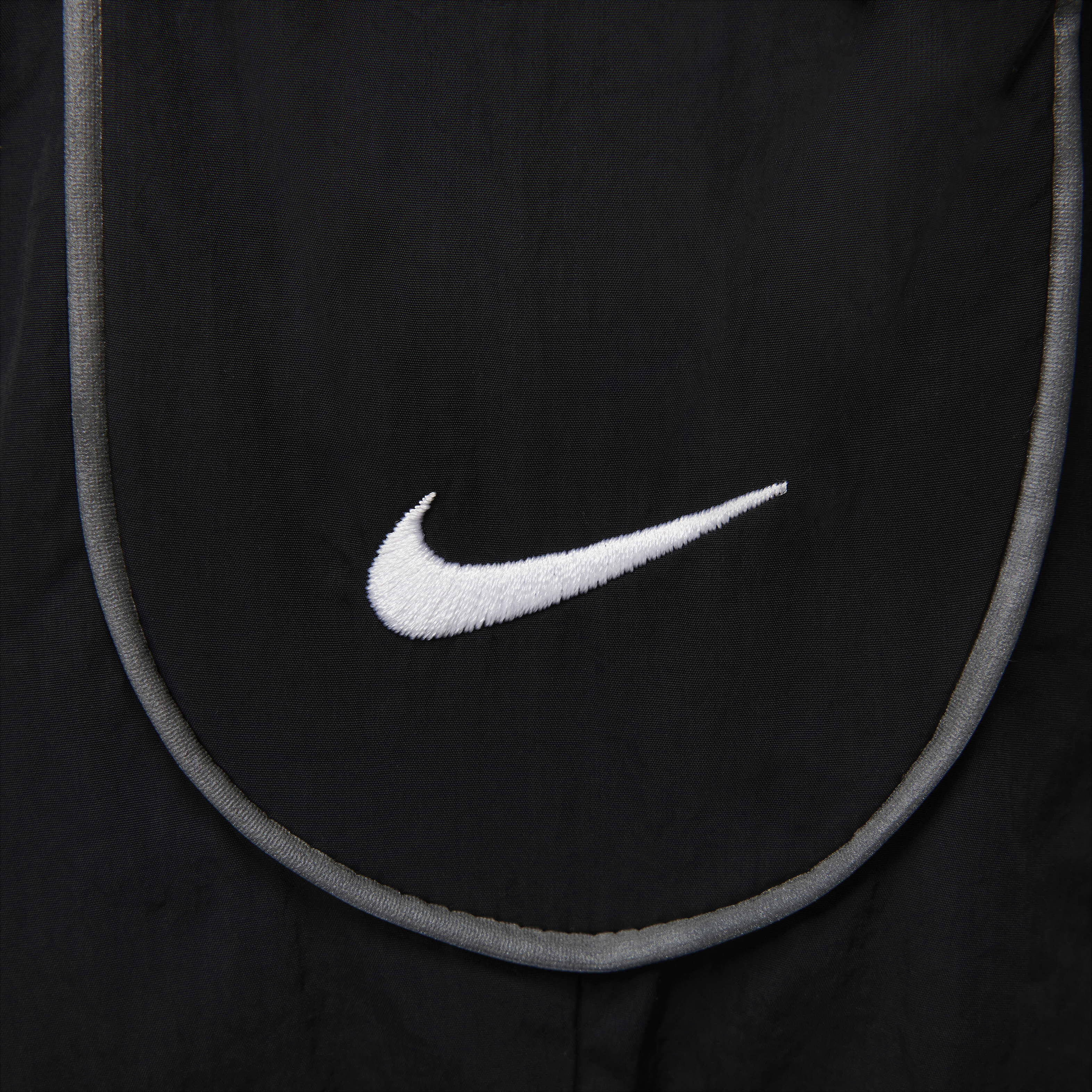 Nike Solo Swoosh image number 12