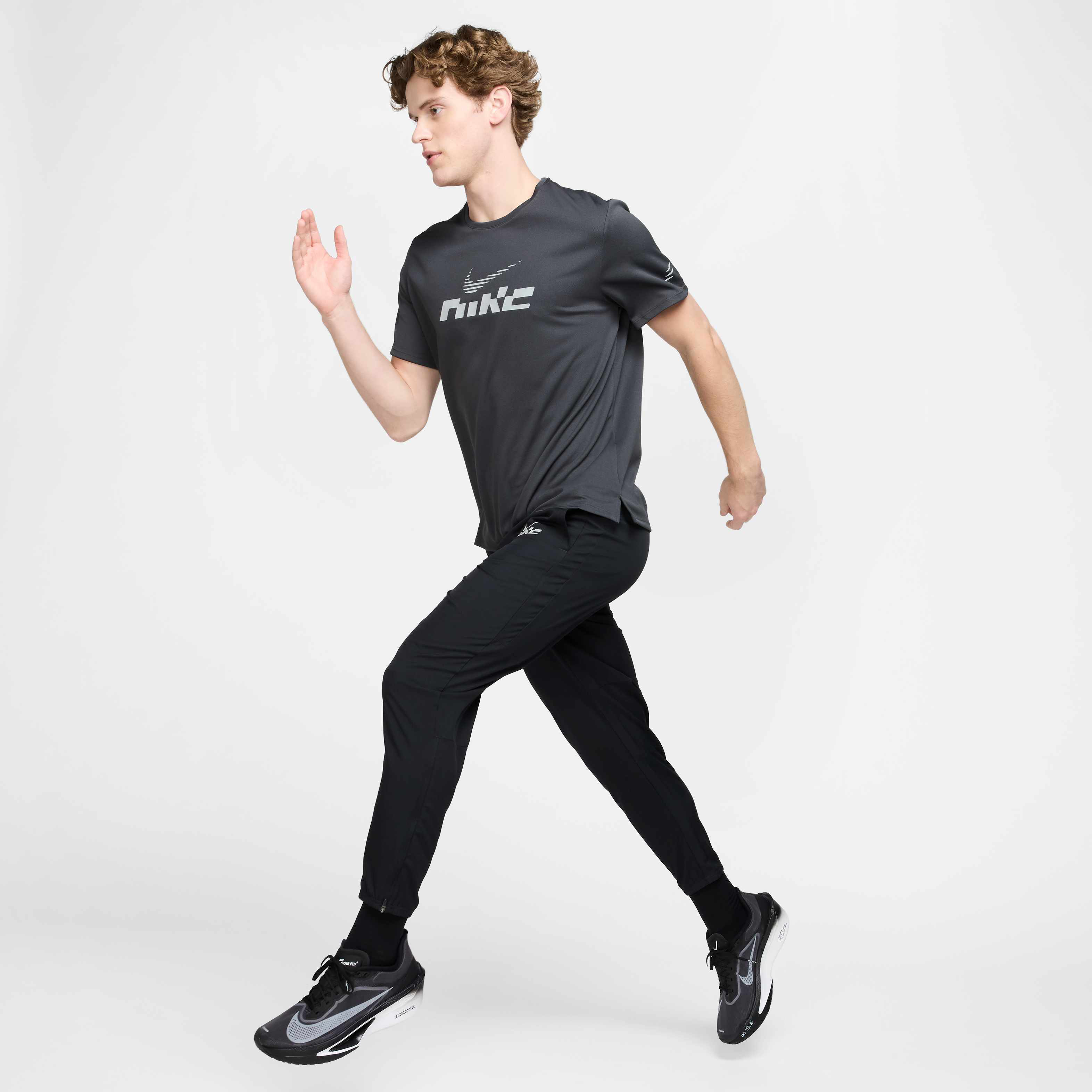 نايكي تشالنجر فلاش image number 7