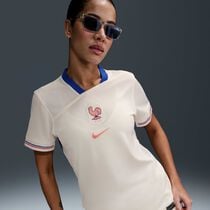 فرنسا 2025 ستيديوم الاحتياطي (منتخب النساء)