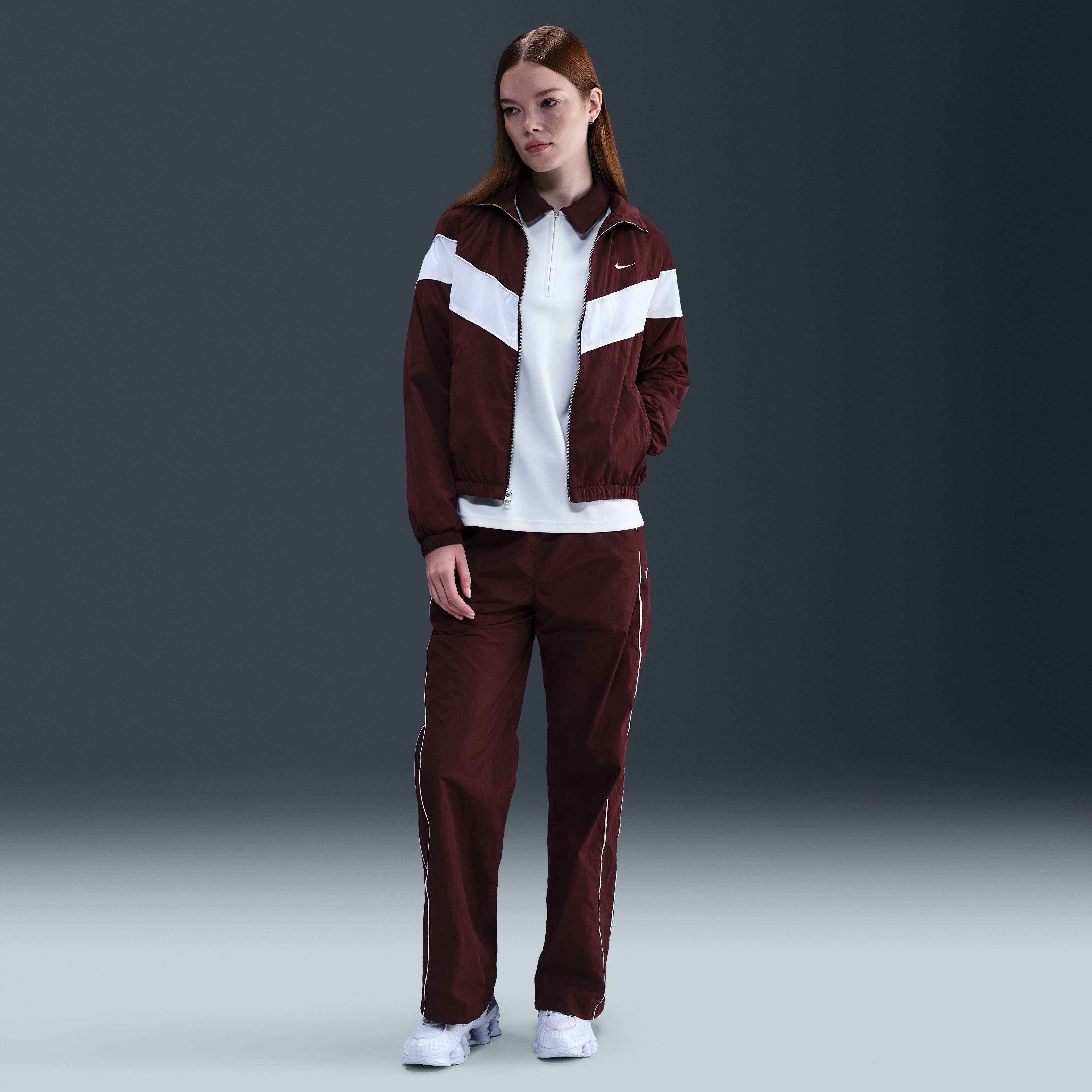 Nike Windrunner image number 3