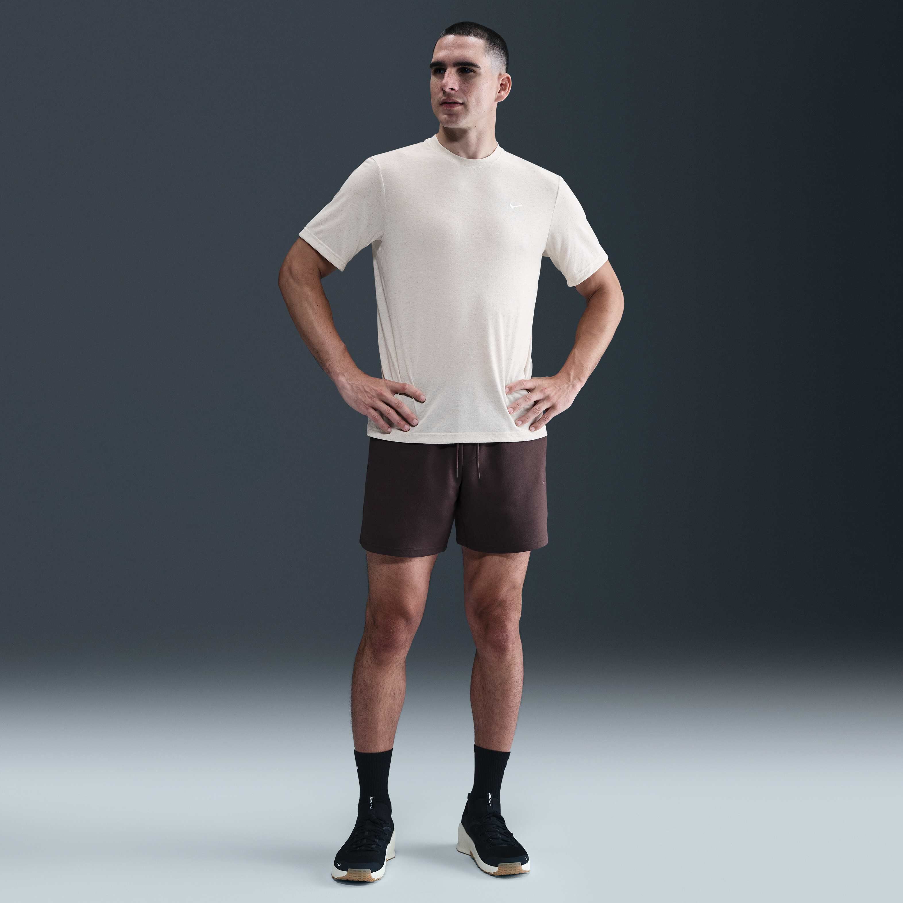 Nike Primary image number 3