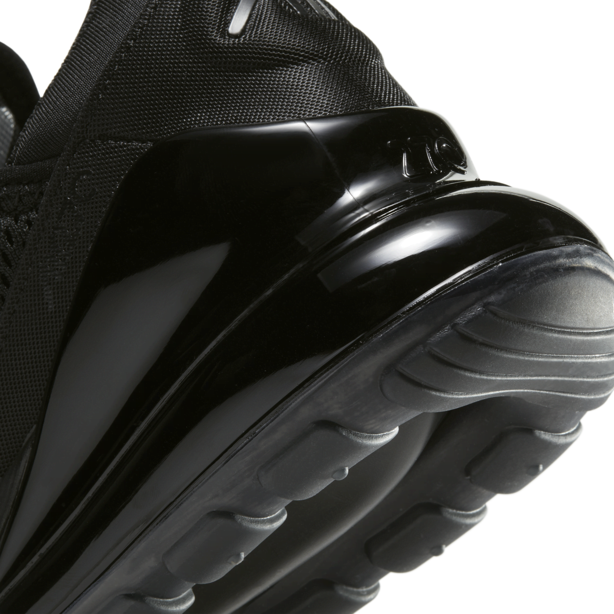 Mens nike hotsell 270 trainers