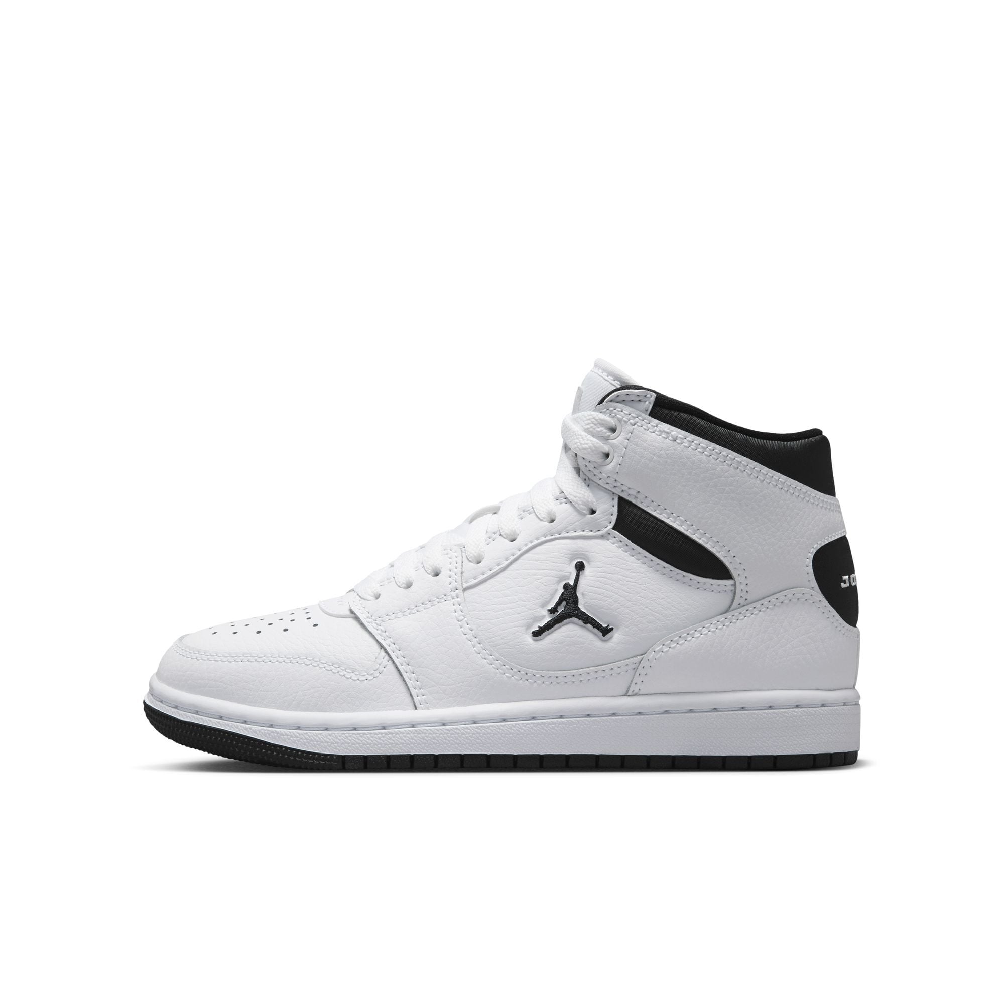 Jordan Court Connect Mid image number 0