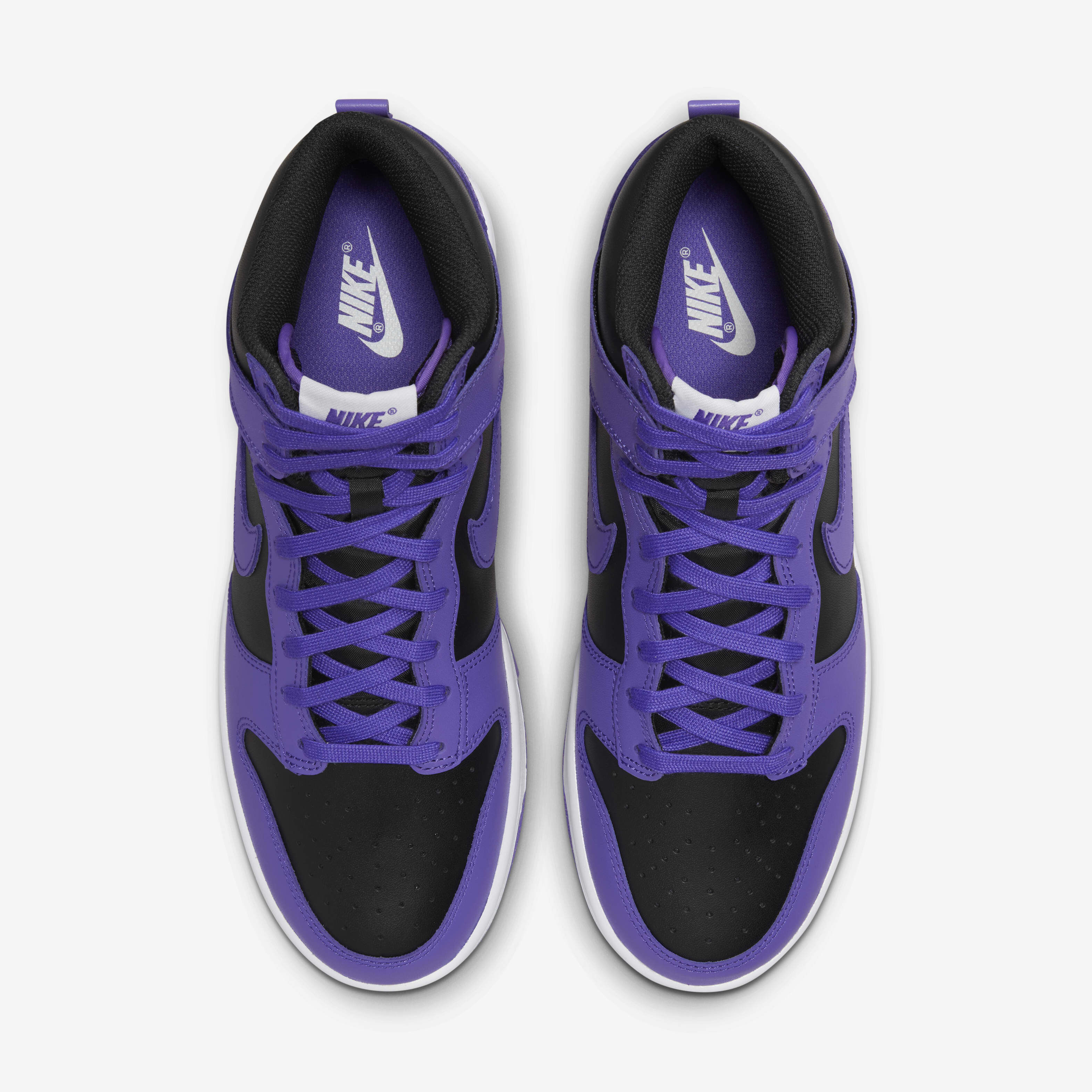 Nike Dunk High Retro image number 3