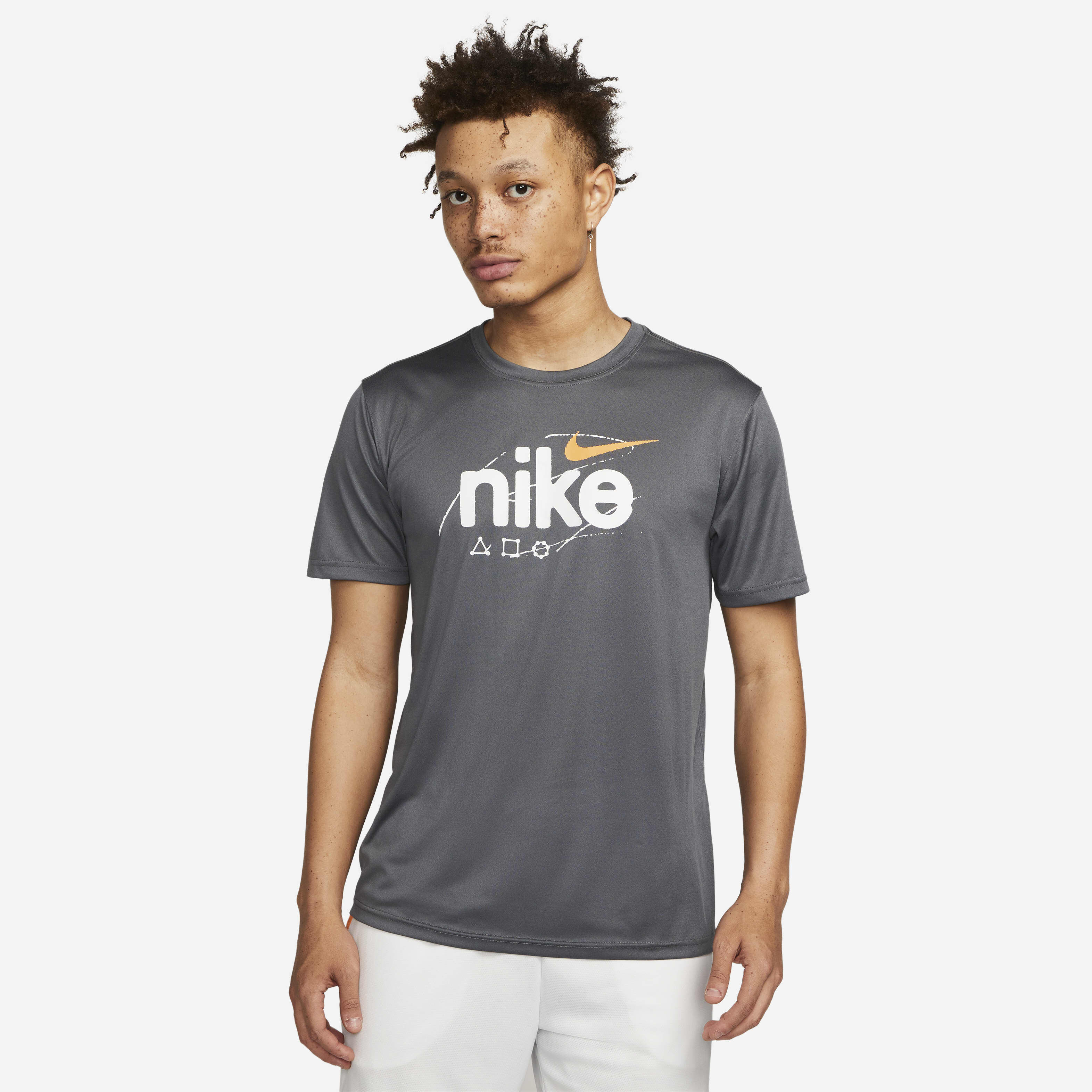 Nike Dri-FIT Wild Clash image number 0