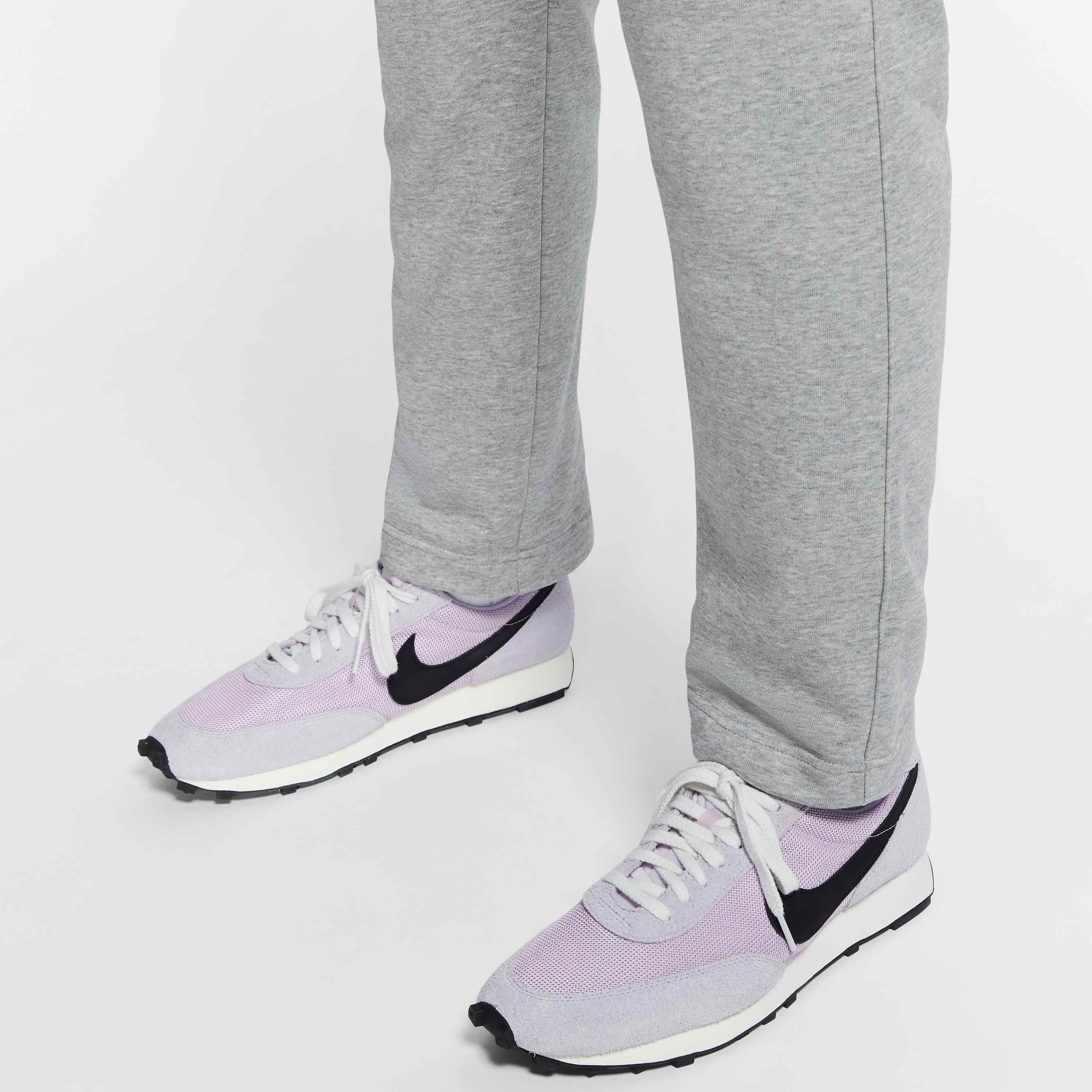 Nike Sportswear Club image number 3