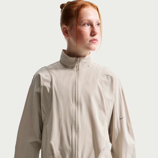 Kids MAVN Collection-Nike, Nike MAVN, Girls' Water-Repellent UV Woven Jacket