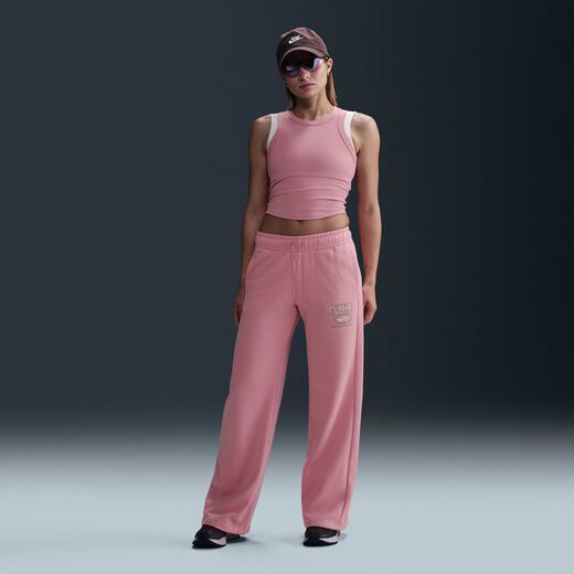 نايكي سبورتسوير كلوب فليس