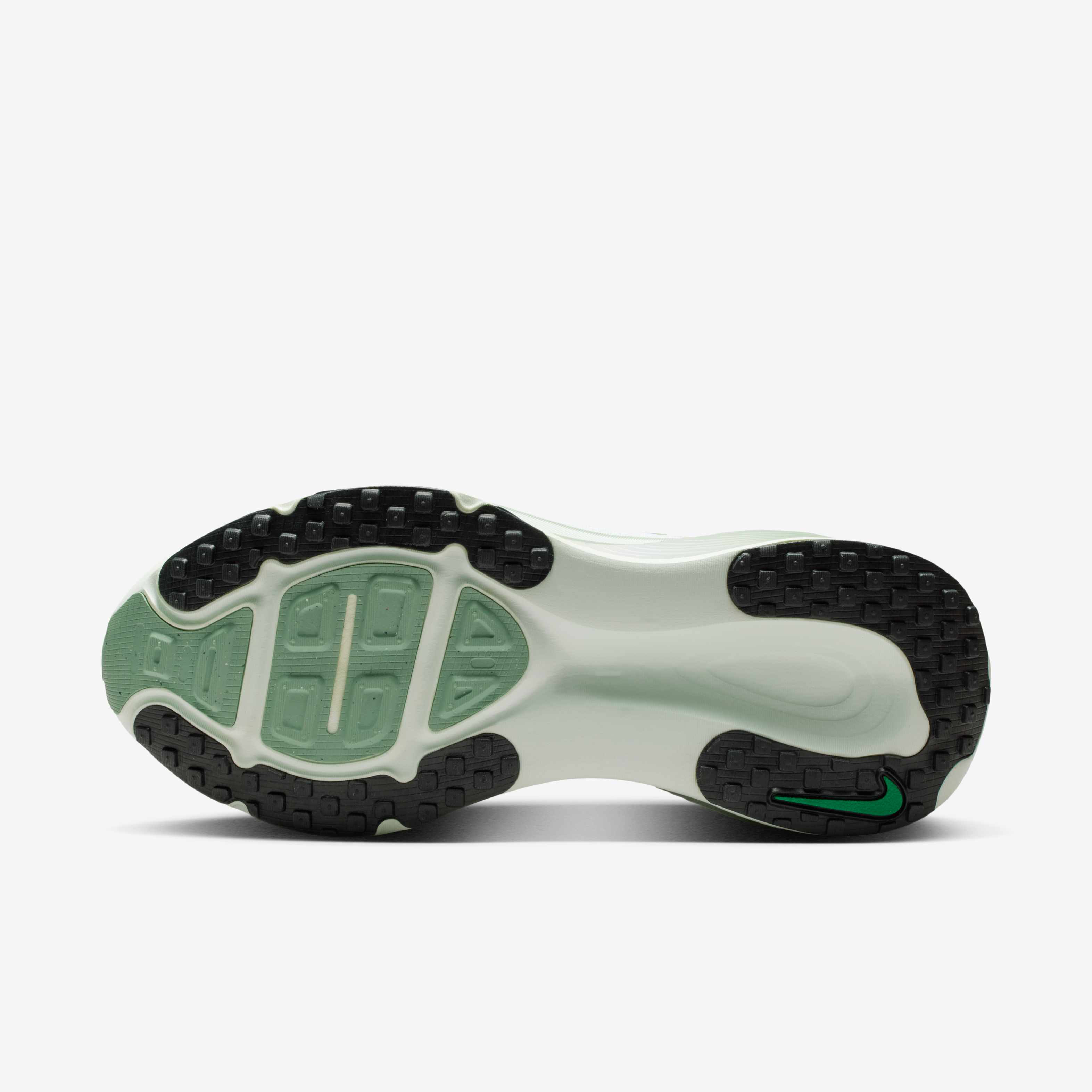 Nike Vomero 18 image number 1