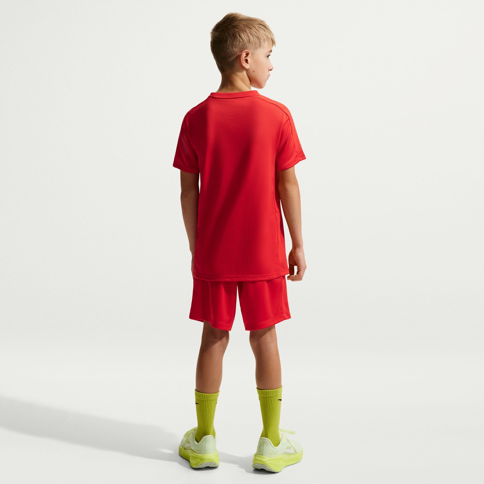 Nike Trophy23 image number 1