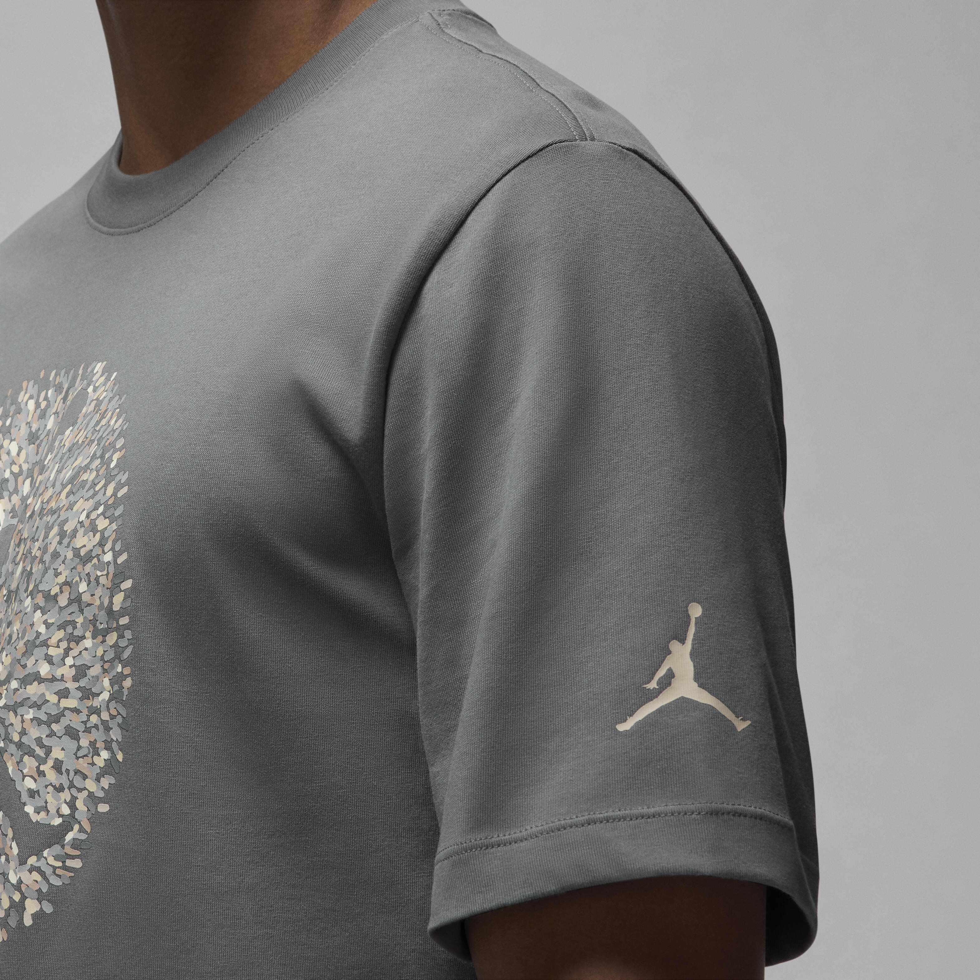 Buy Jordan Flight Essentials Men's T-Shirt - Smoke Grey @ Nike UAE