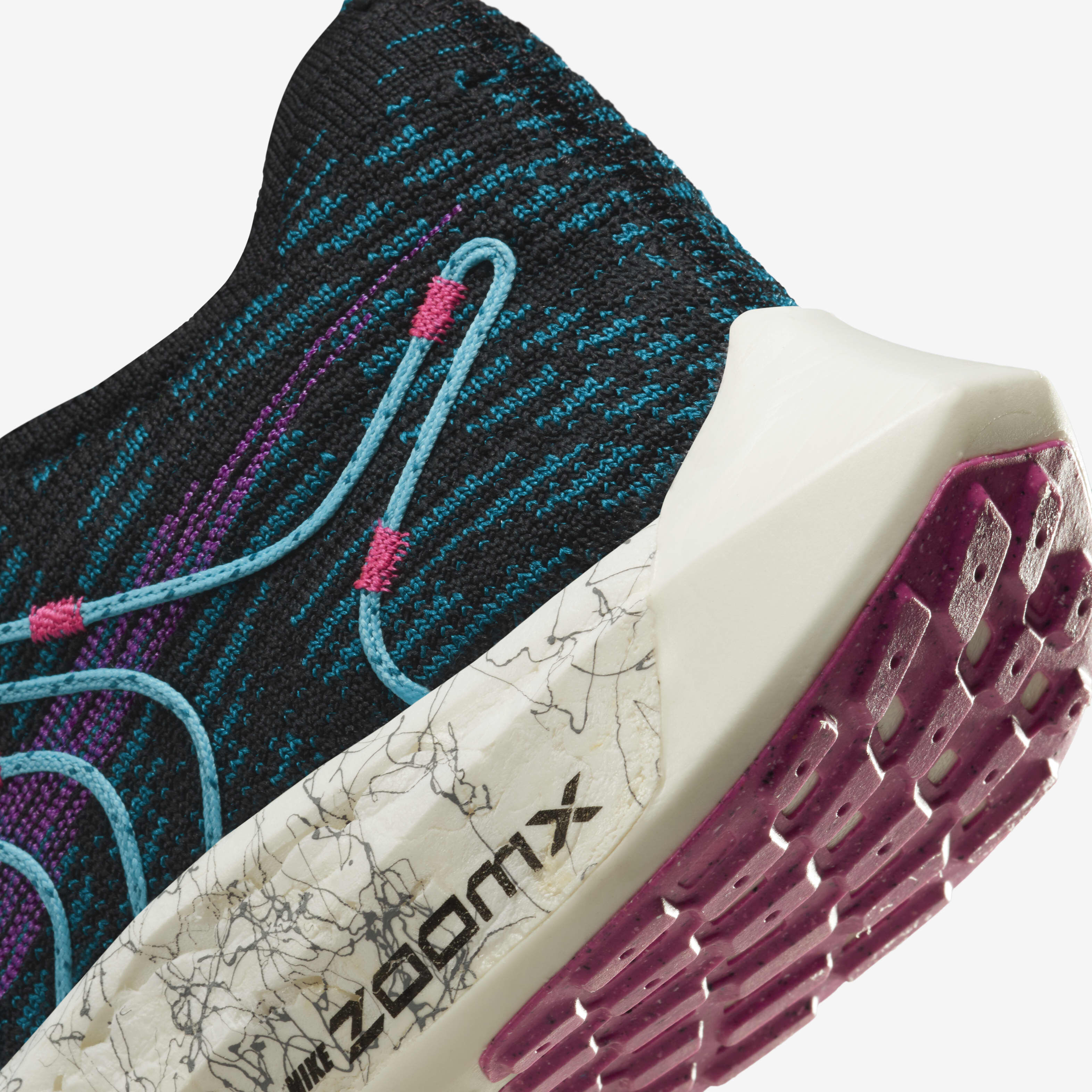 نايكي بيجاسوس تيربو نكست نيتشر SE image number 7