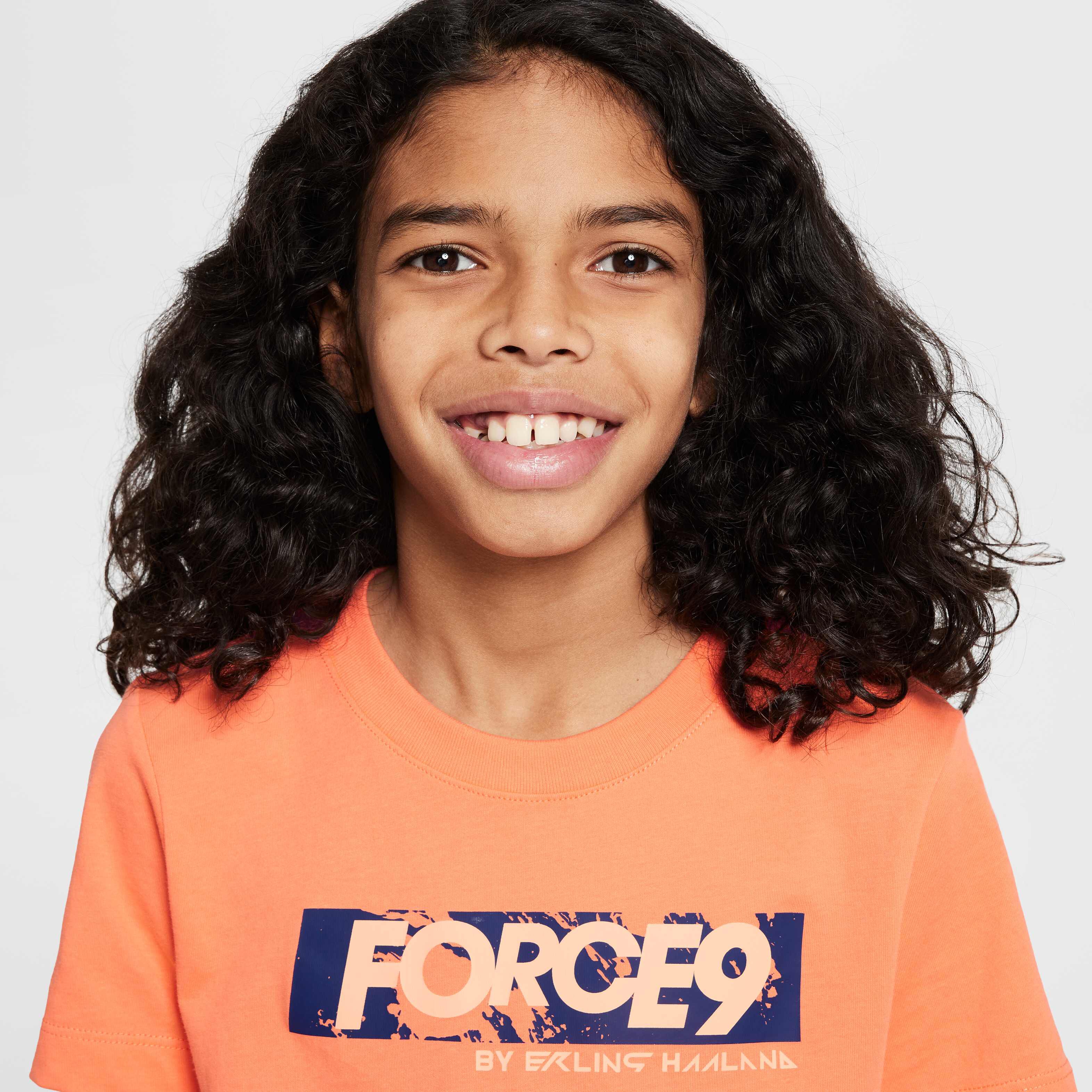 إيرلينغ هالاند نايكي سبورتسوير image number 2