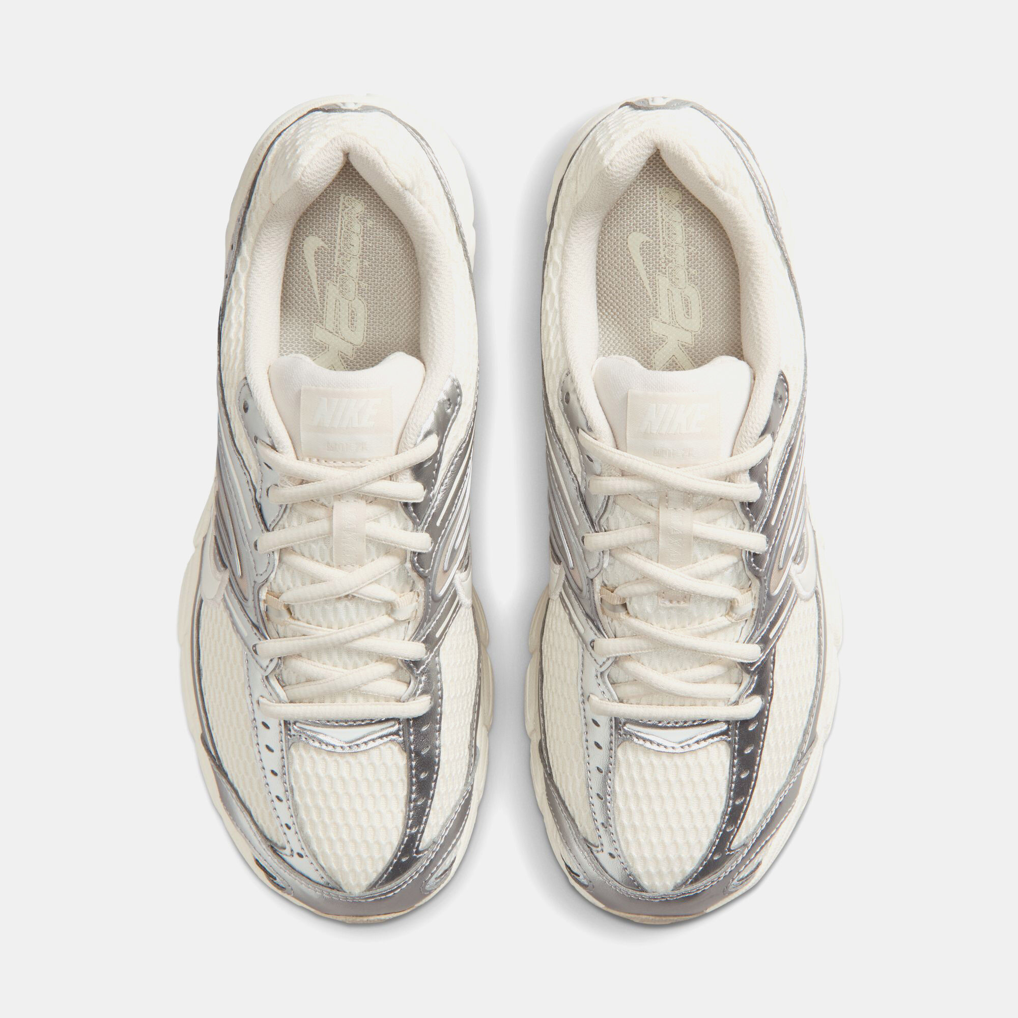 Nike Air Max Moto 2K image number 3