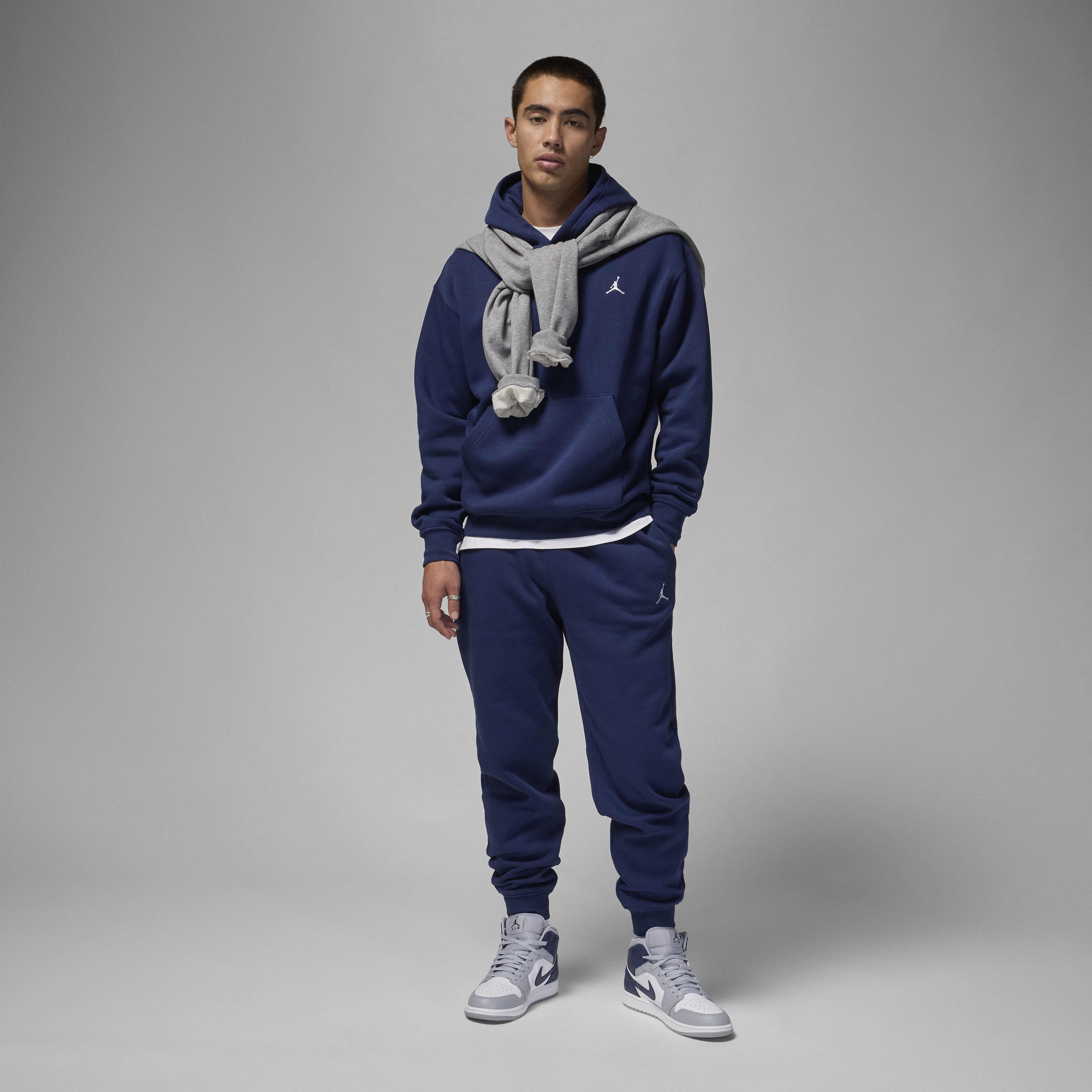 Navy blue jordan sweatsuit deals