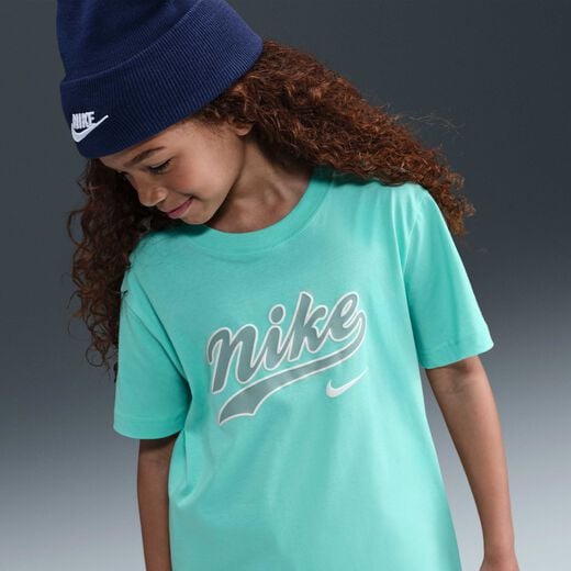 New In-Nike, Nike Sportswear, Older Kids' (Girls') T-Shirt