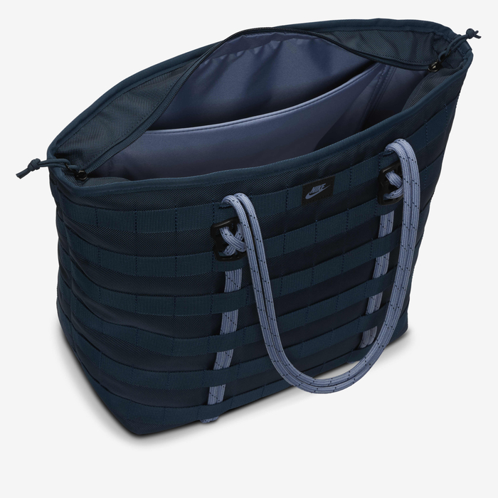 نايكي سبورتسوير image number 4 نايكي سبورتسوير image number 4