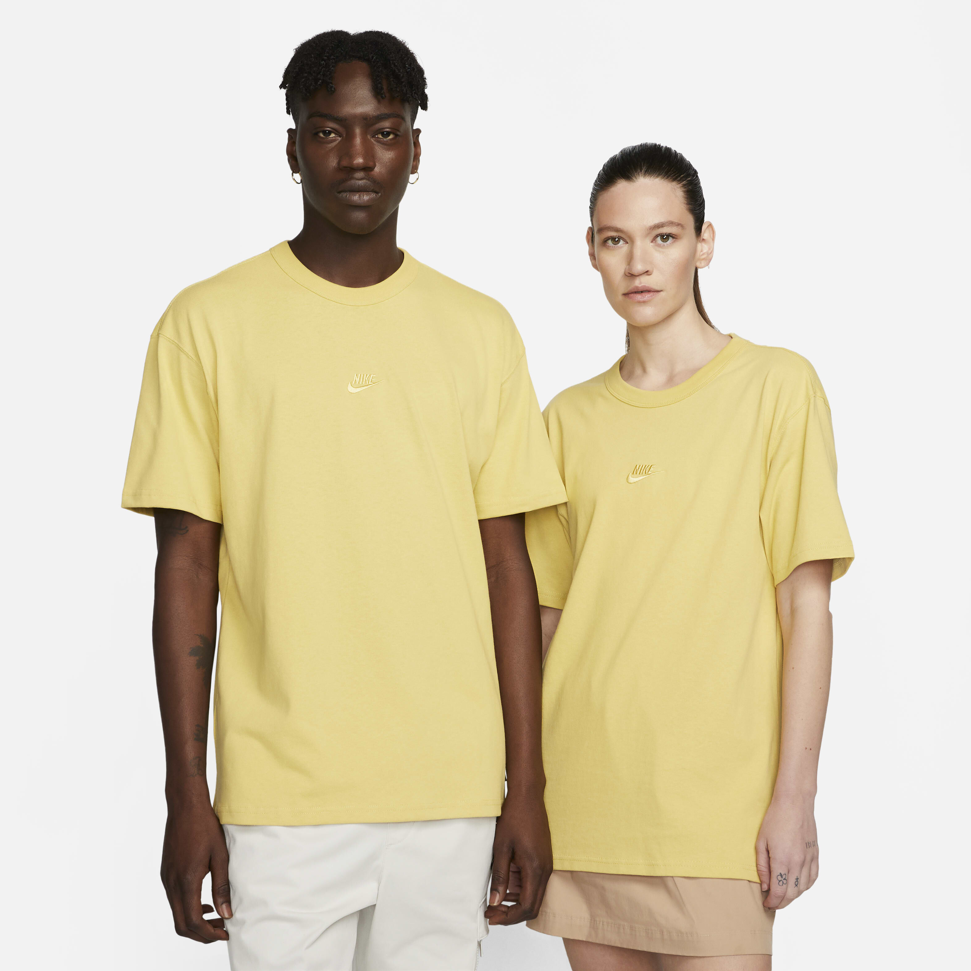 Nike Sportswear Premium Essentials image number 0