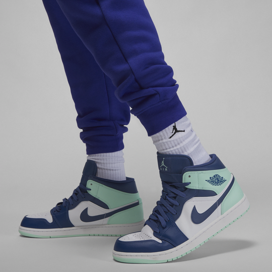 Shop Jordan Essential Men's Trousers | Nike UAE