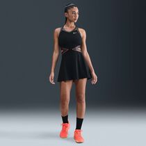 NikeCourt Slam