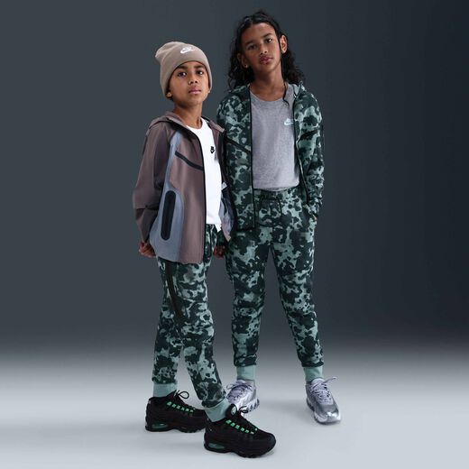Kids Matching Set-Nike, Nike Tech, Older Kids' (Boys') Camo Fleece Joggers