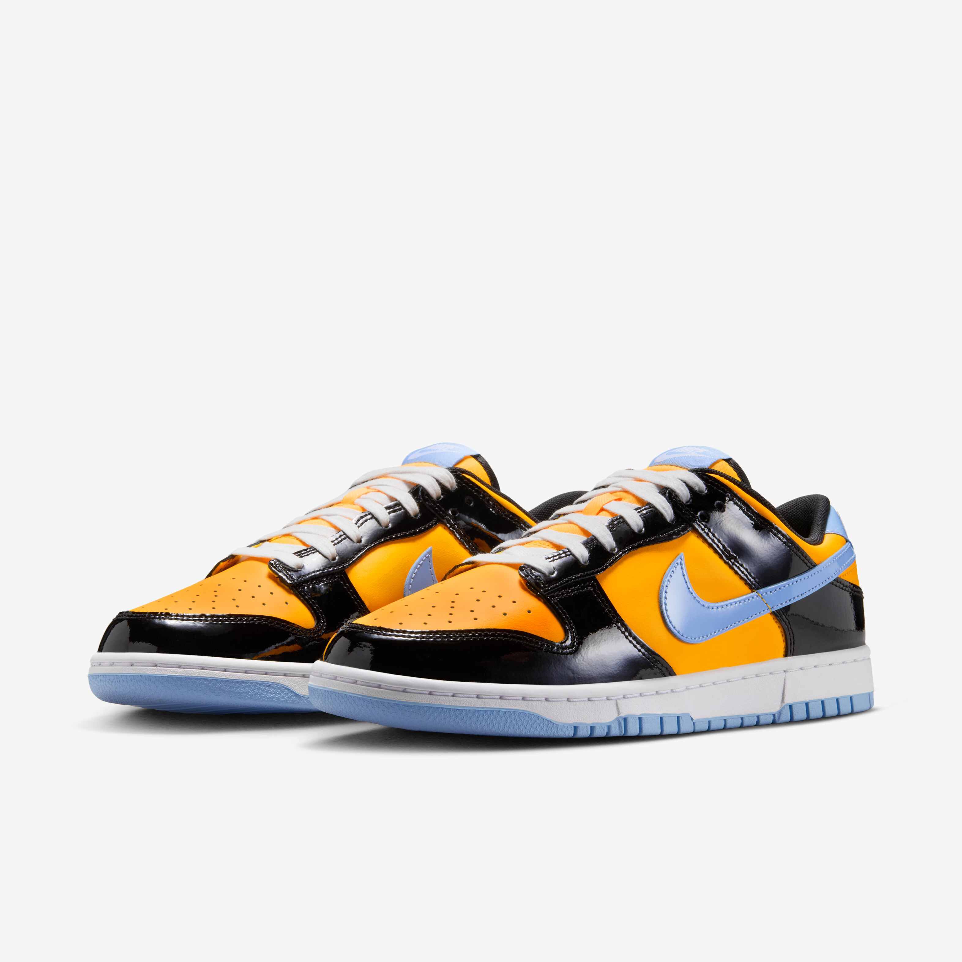 Nike Dunk Low Retro SE image number 4