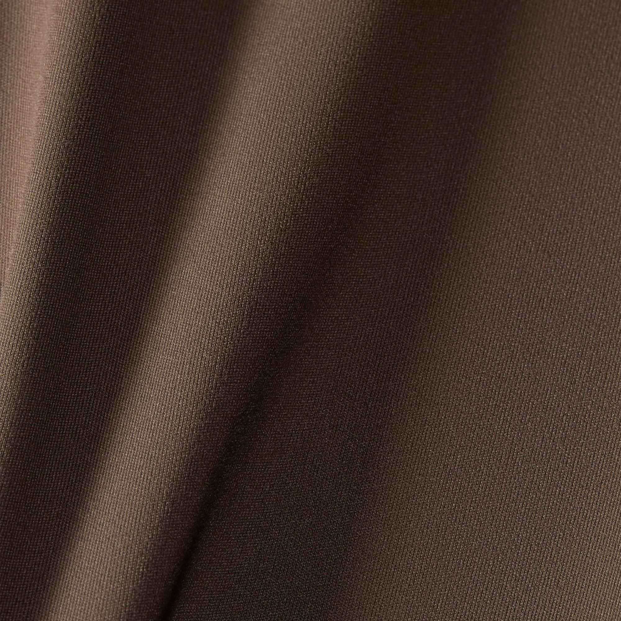 Zoom image