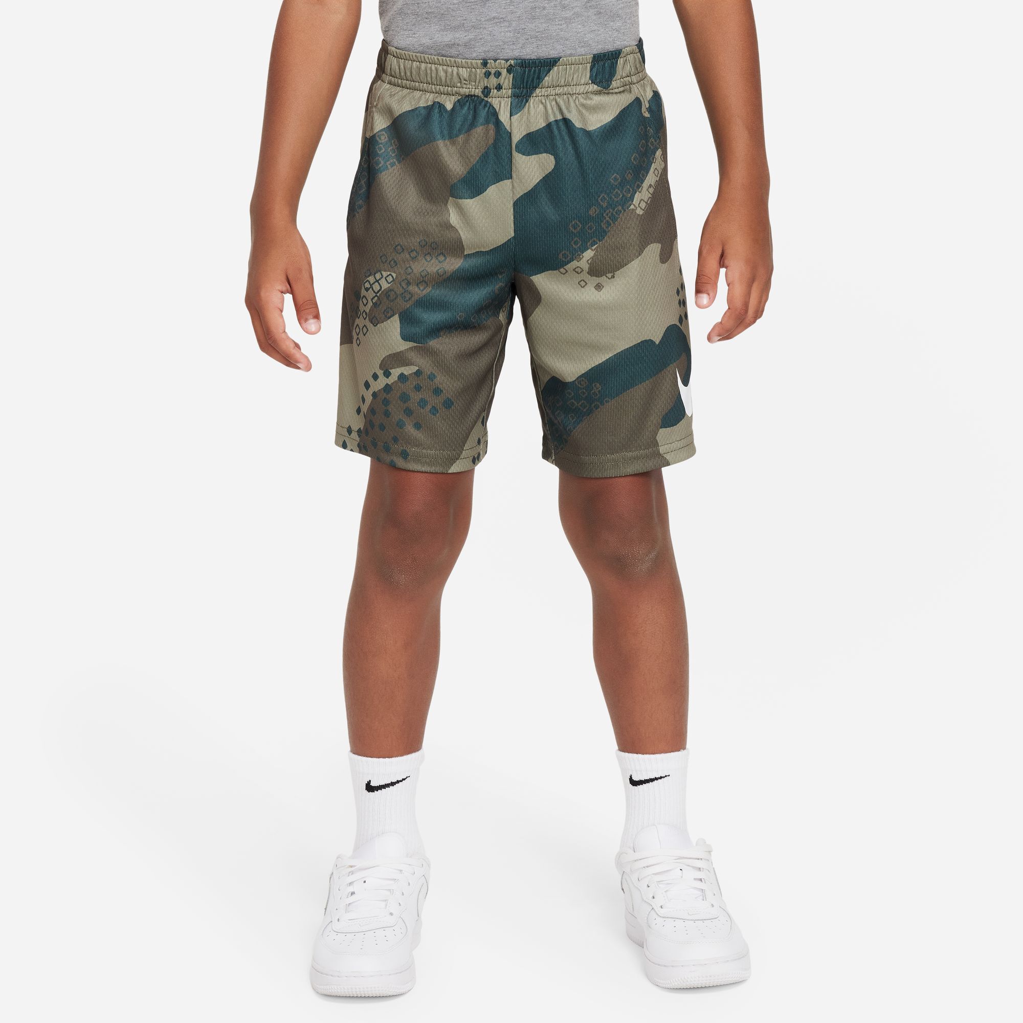 Camouflage shorts nike sales