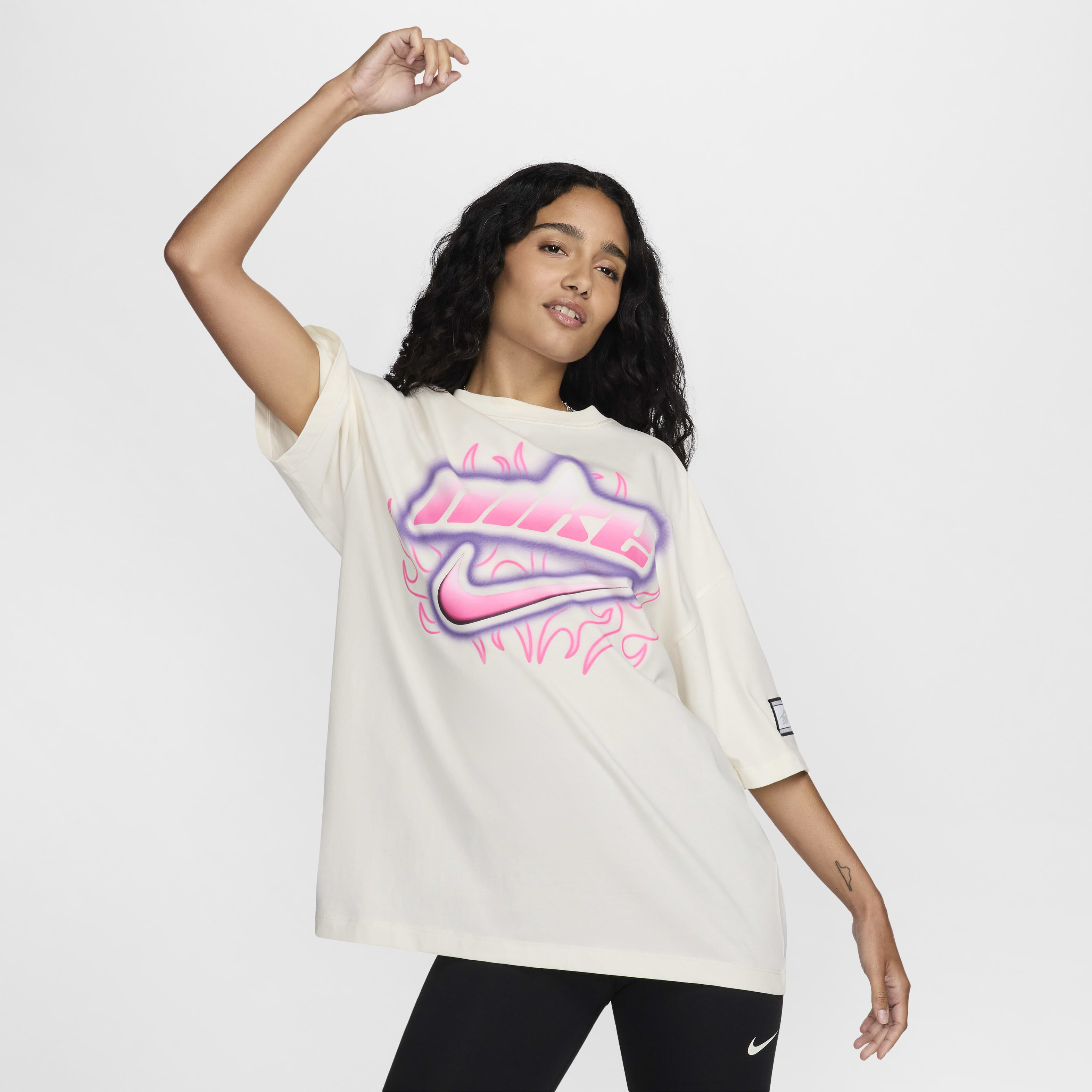 Ladies nike t shirt sale store