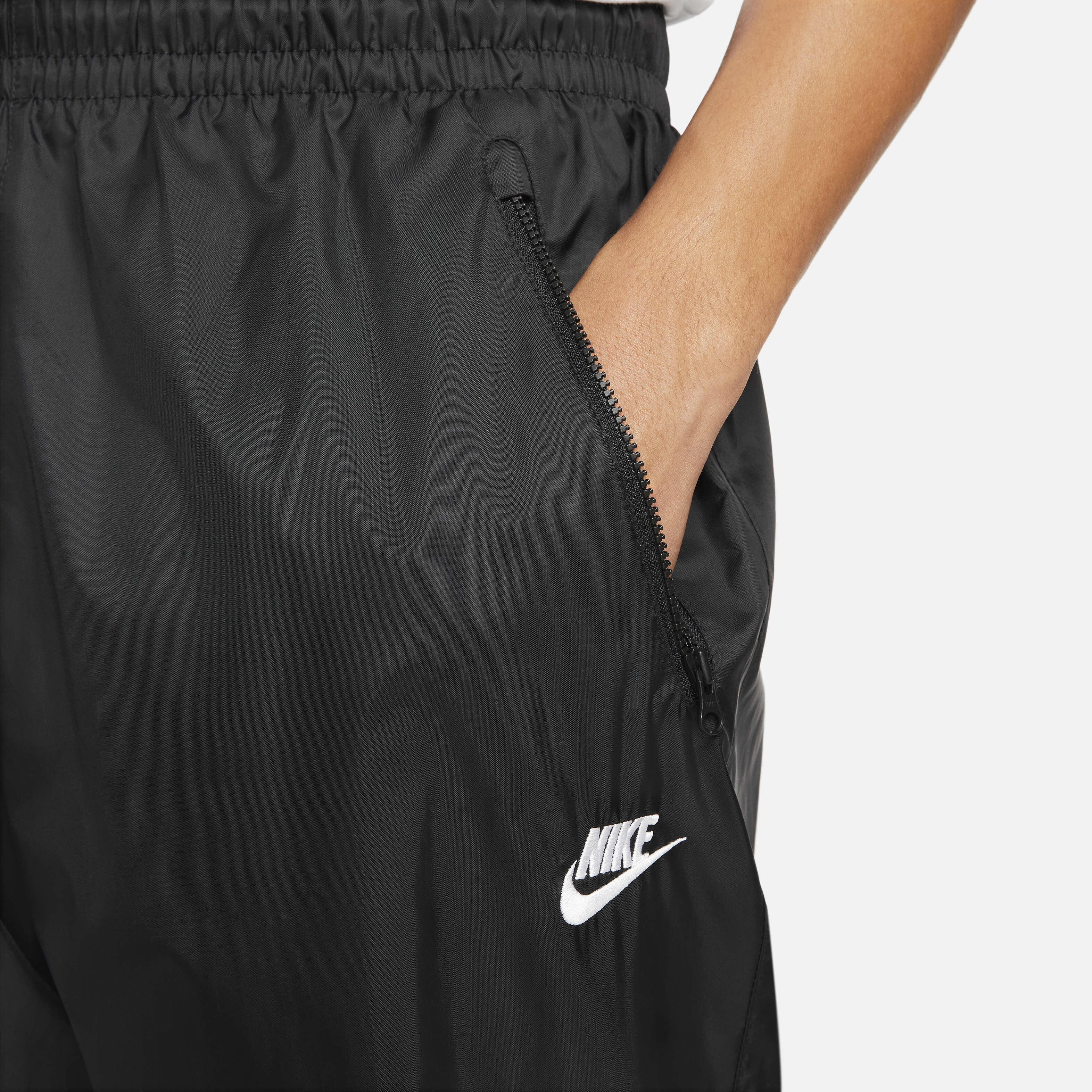 Nike Windrunner image number 3