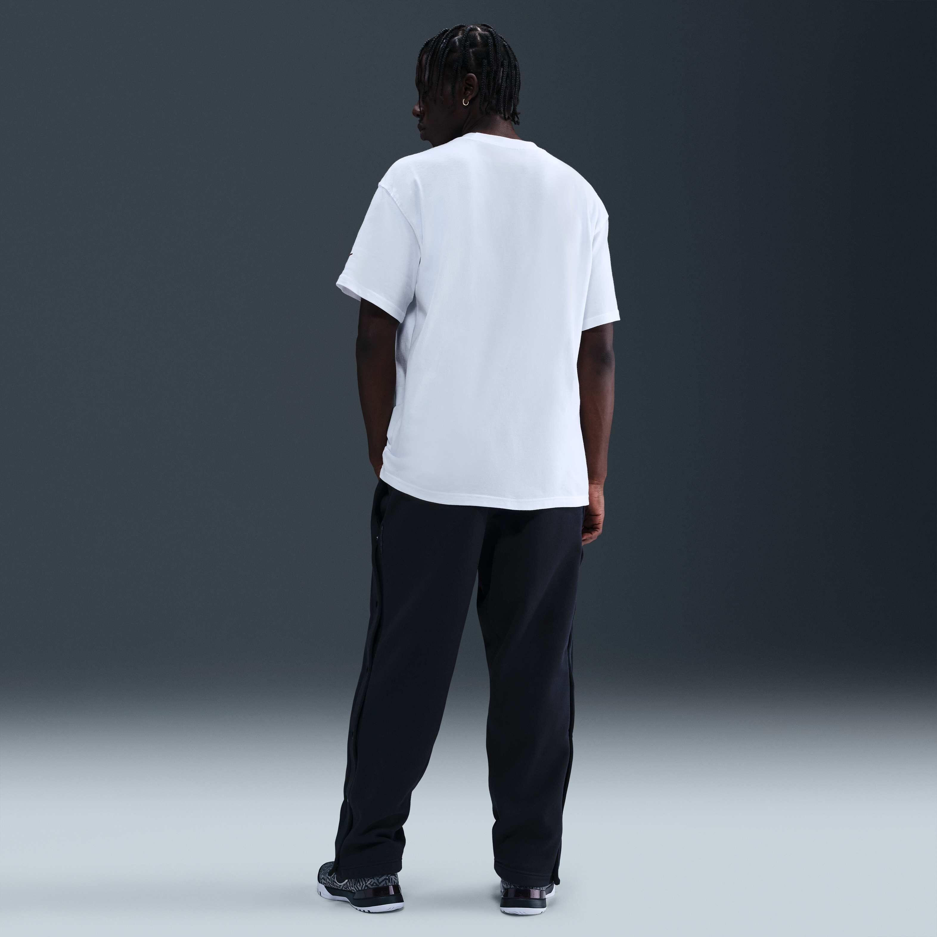 ليبرون image number 4