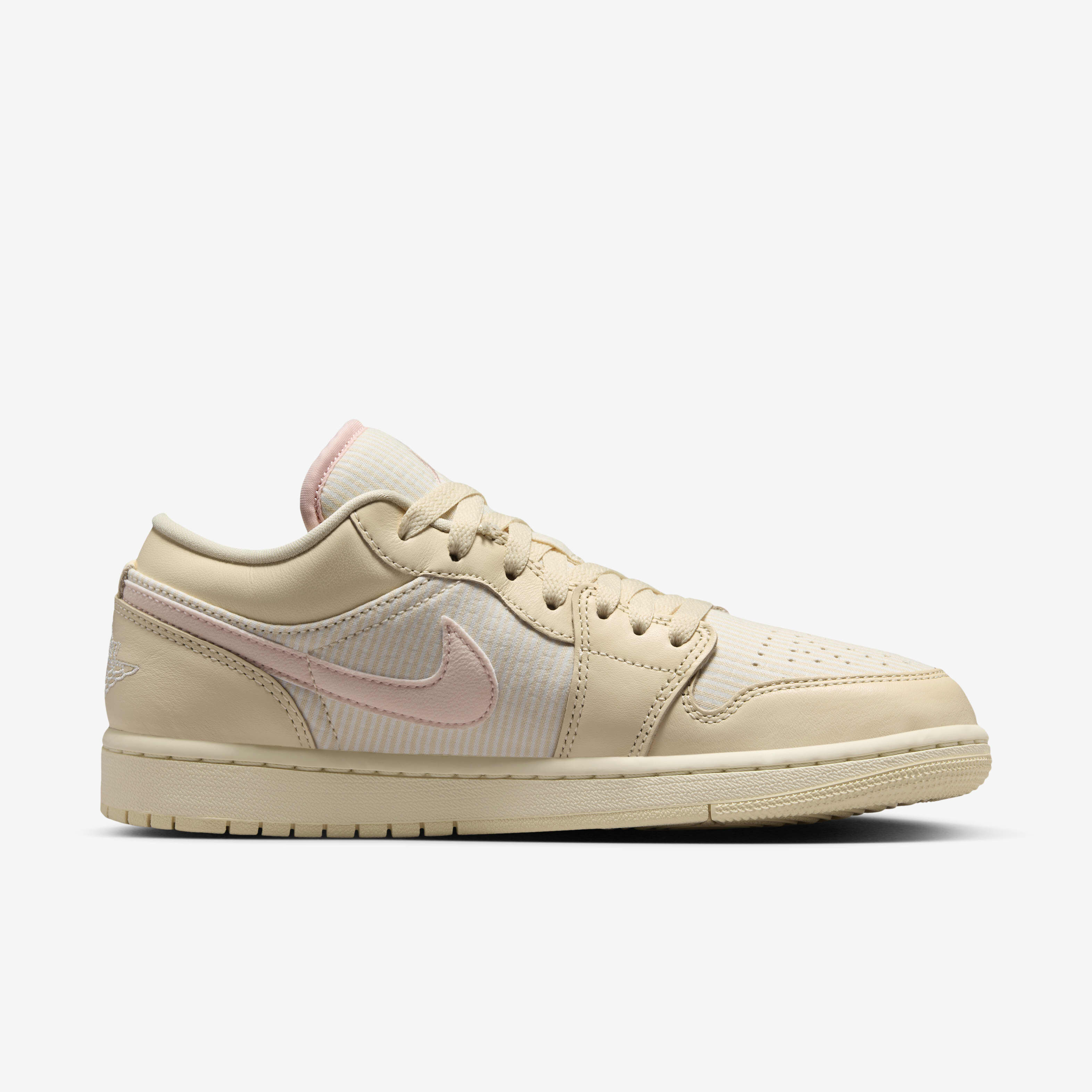 Air Jordan 1 Low SE image number 2