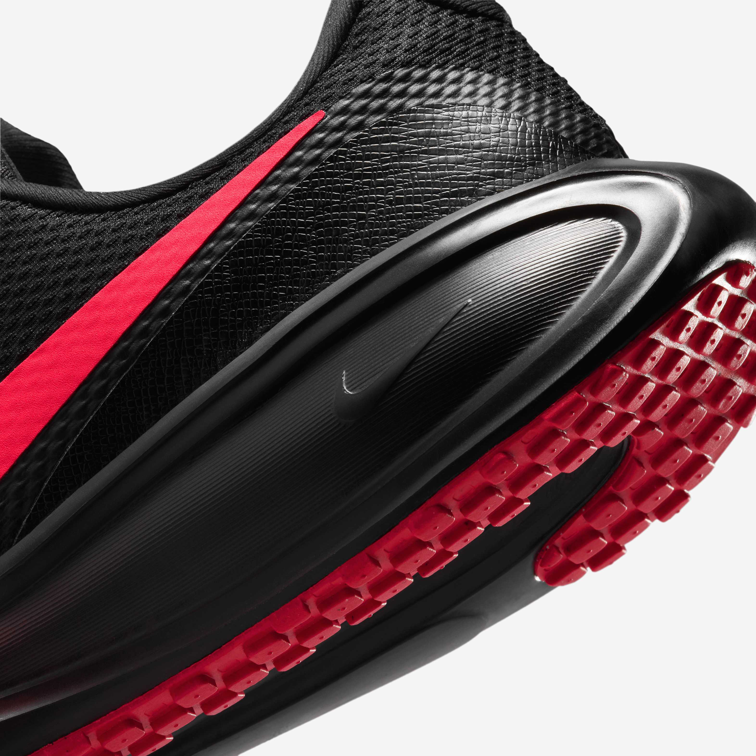 Nike Revolution 8 image number 7