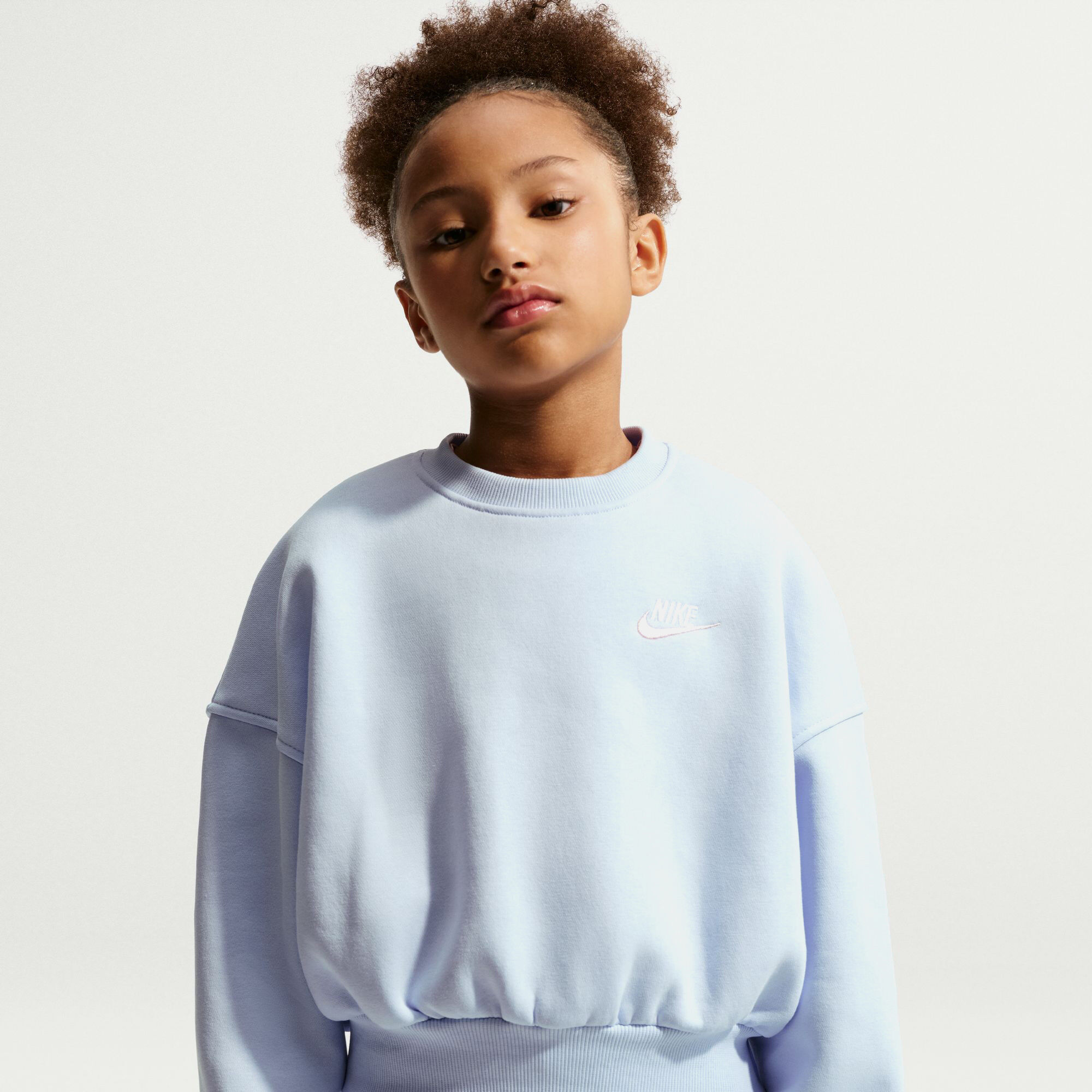 نايكي سبورتسوير كلوب فليس image number 2