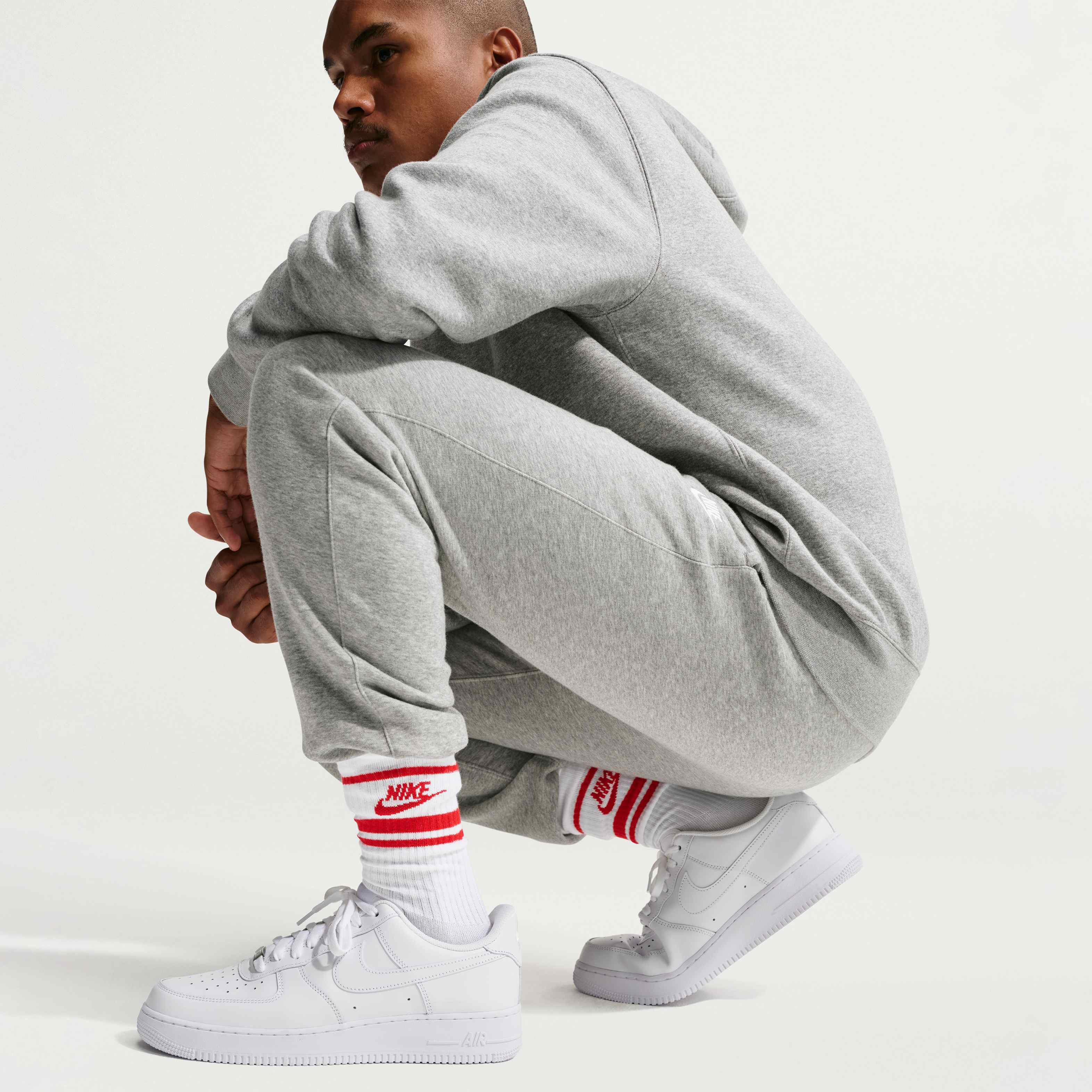 Nike Sportswear Dri-FIT Everyday Essential image number 5