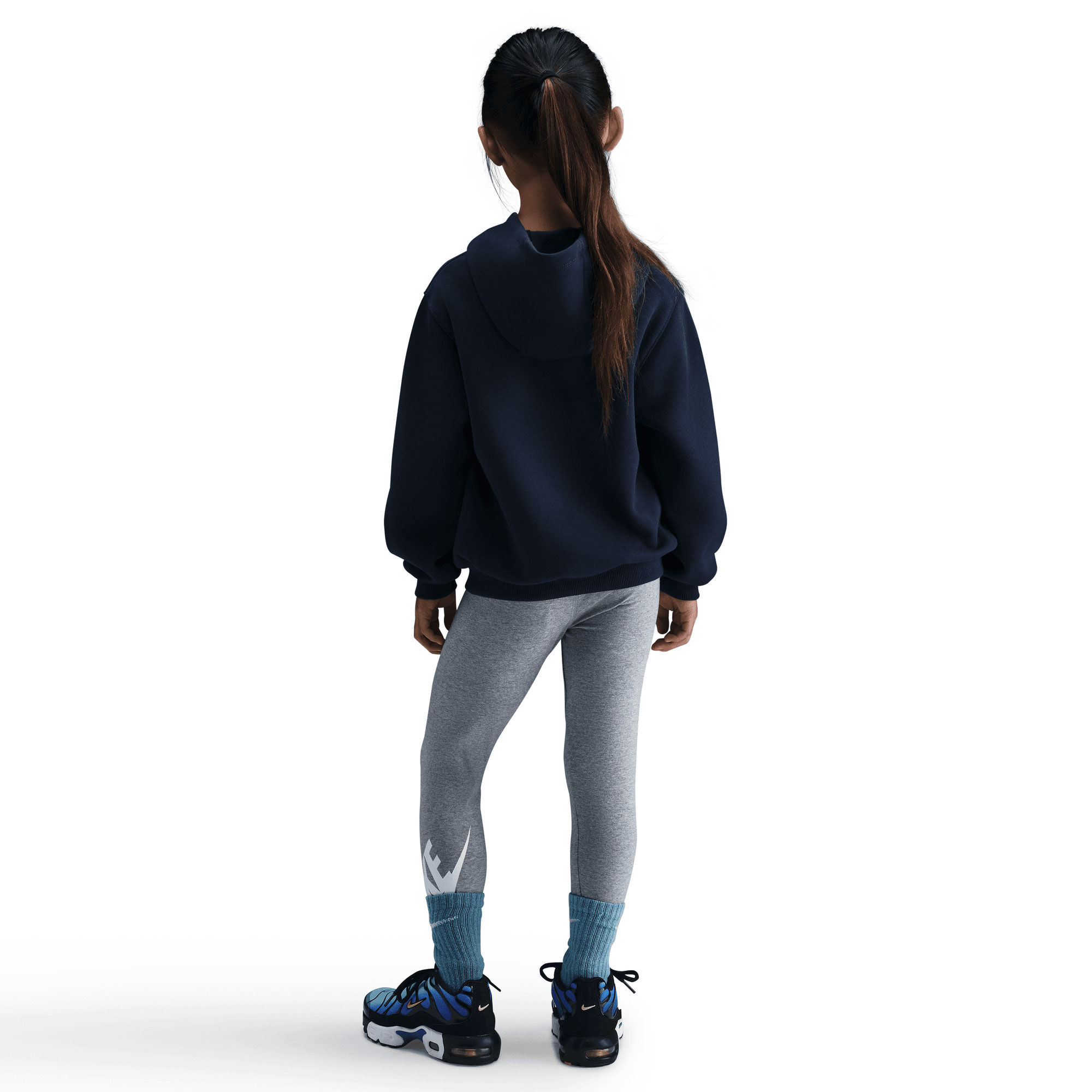 Nike Wild Warmth image number 2