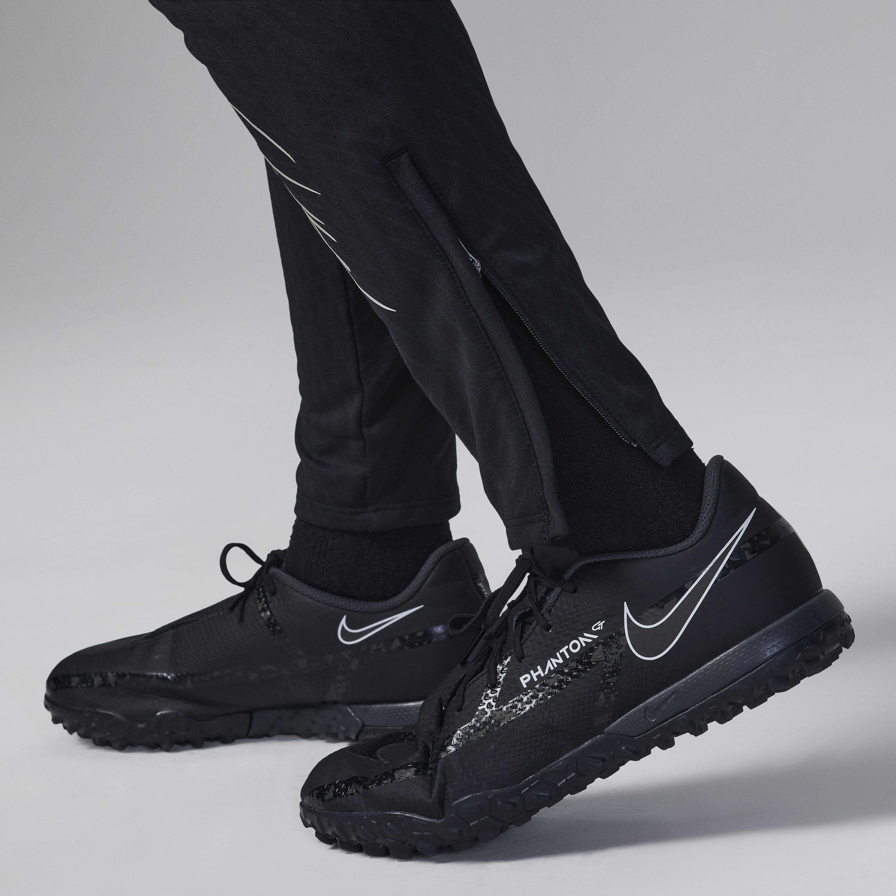 باريس سان جيرمان سترايك البديل image number 6