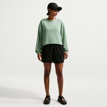 نايكي سبورتسوير تشيل تيري