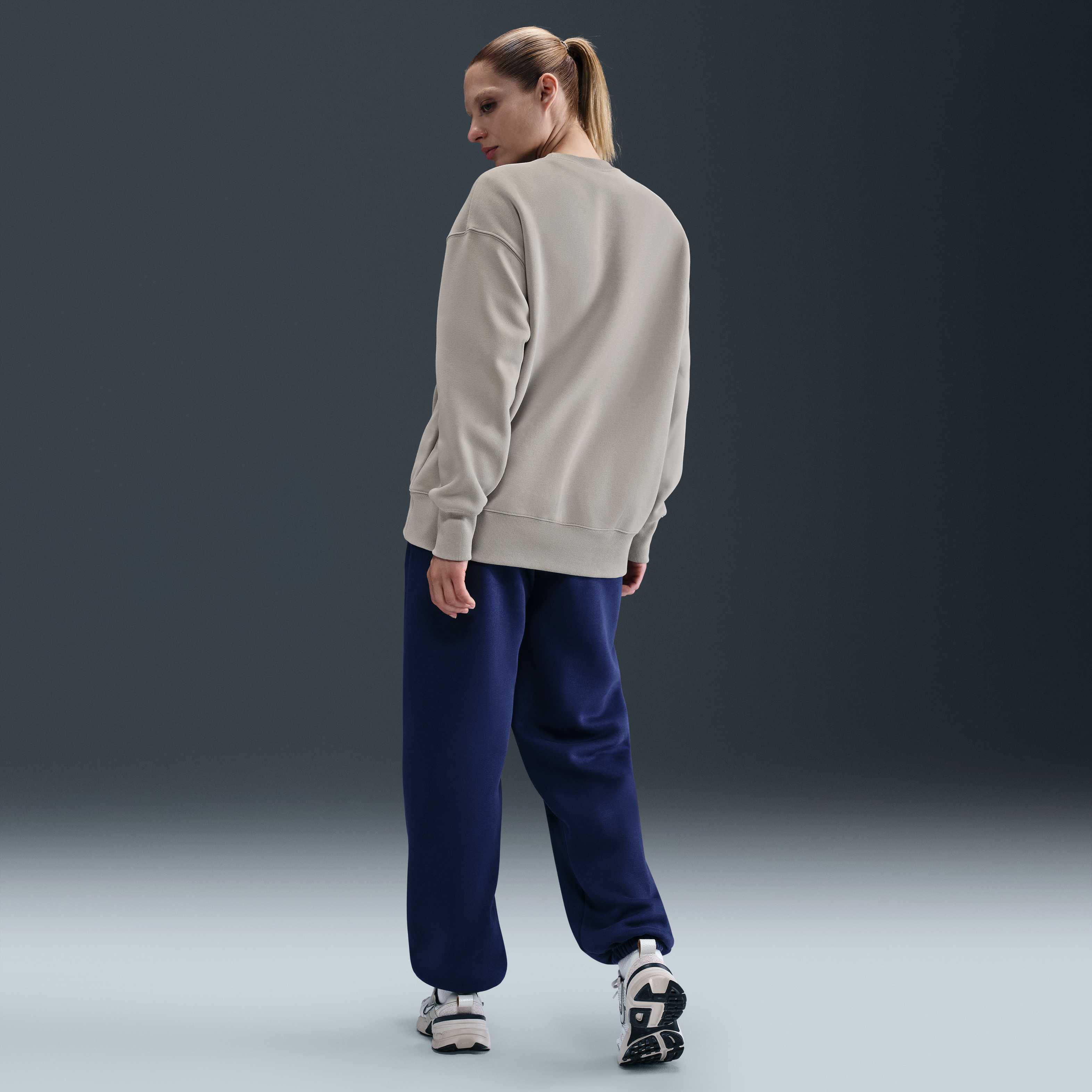 Nike Sportswear Phoenix Fleece image number 4