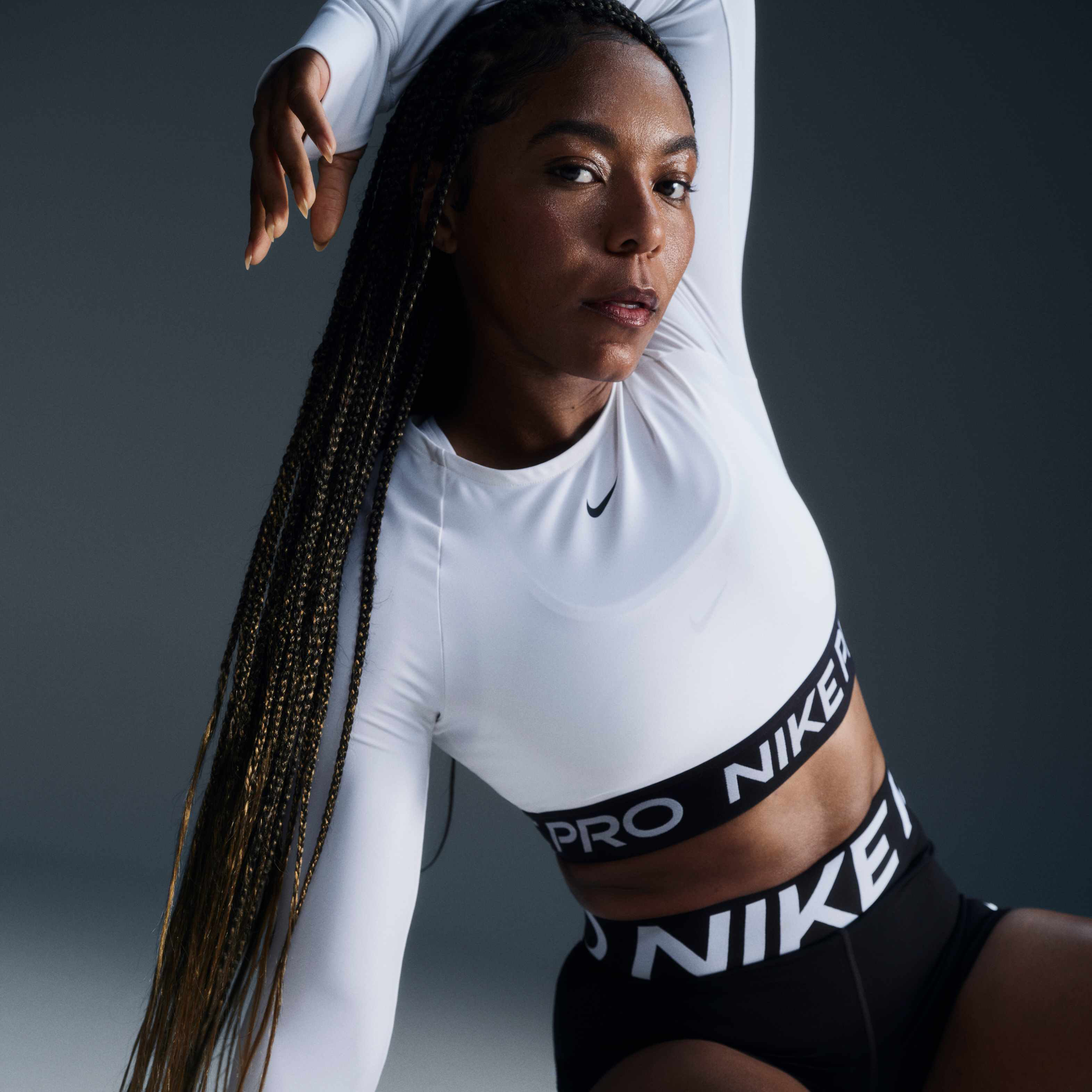 Nike Pro image number 0