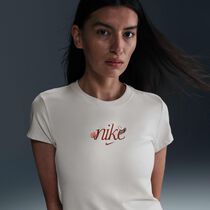 Nike Sportswear Chill Knit