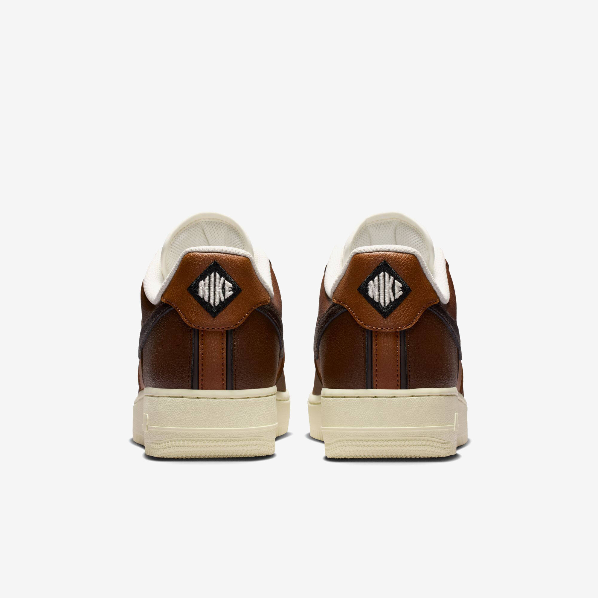 Nike Air Force 1 '07 LV8  image number 1