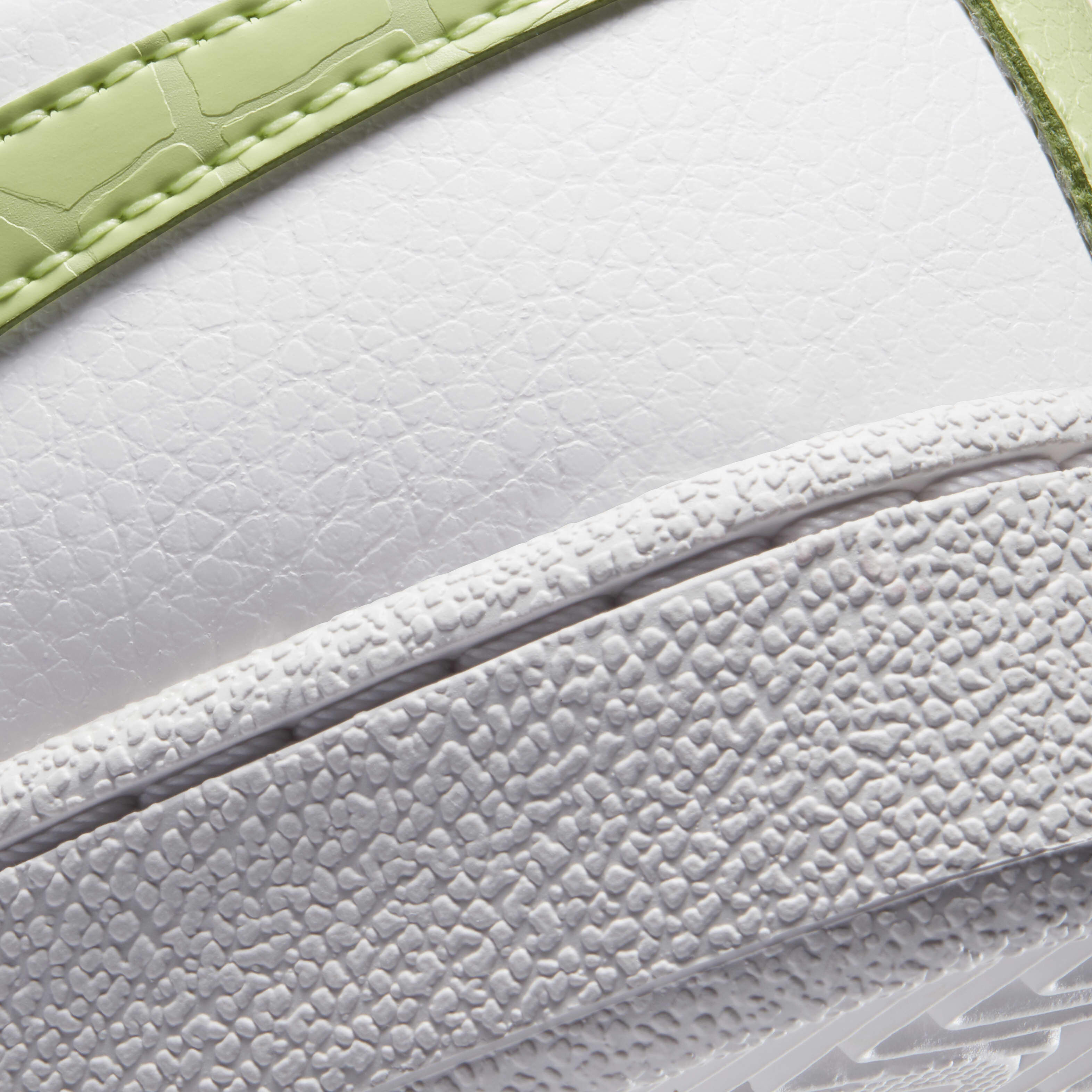 نايكي-كورت روايال image number 7