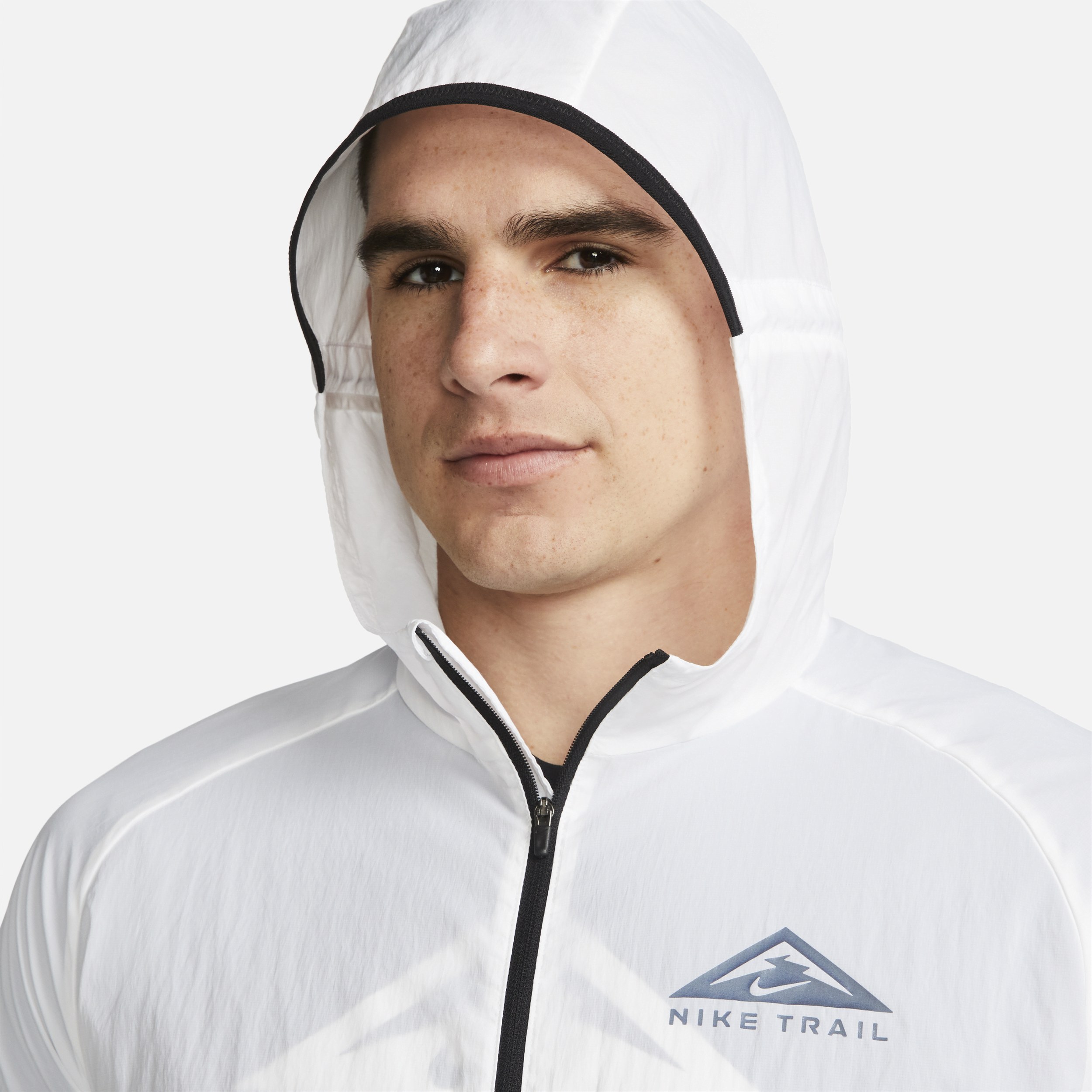 Shop Trail Aireez Men's Lightweight Trail Running Jacket Nike UAE