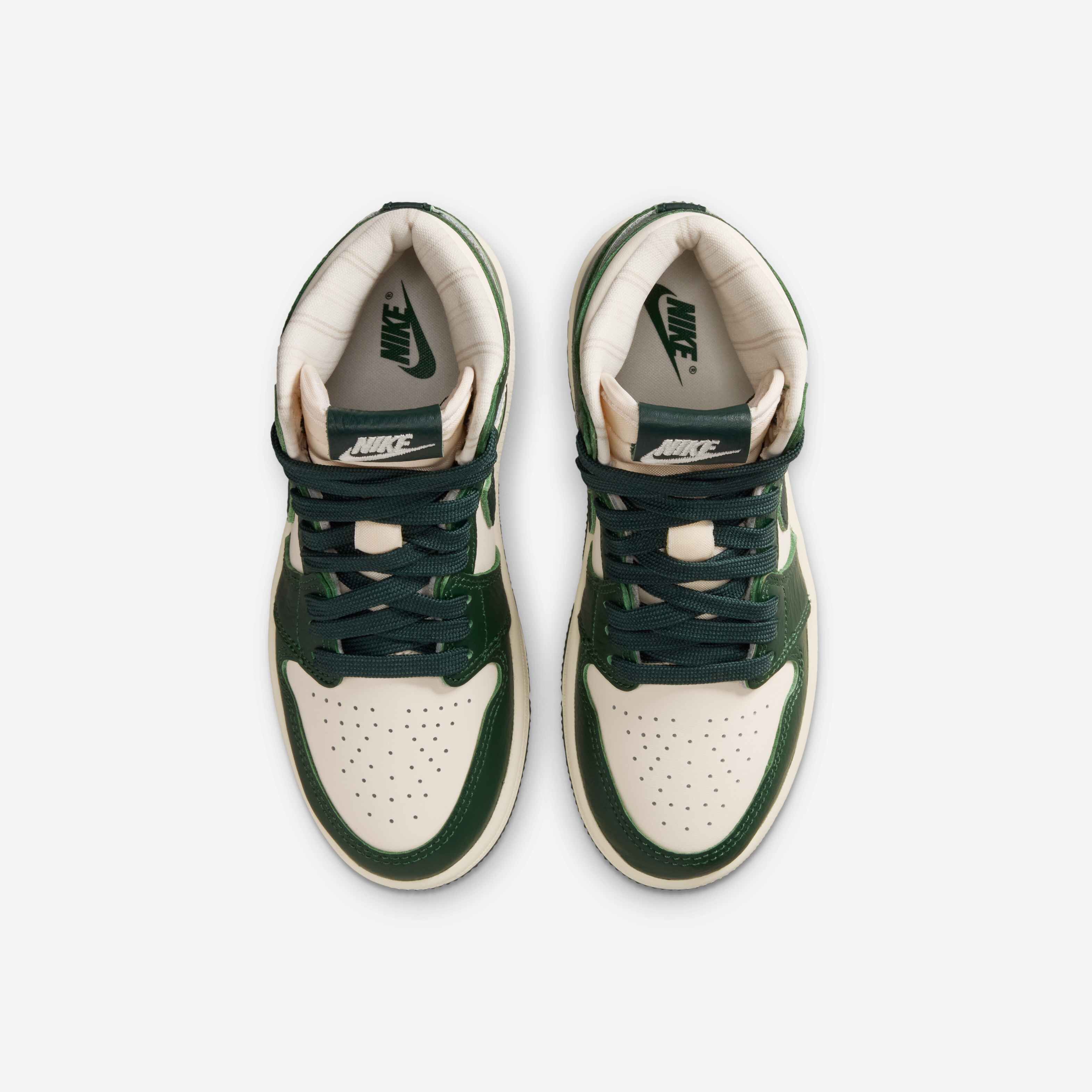 Jordan 1 Retro High OG 'Pro Green' image number 3