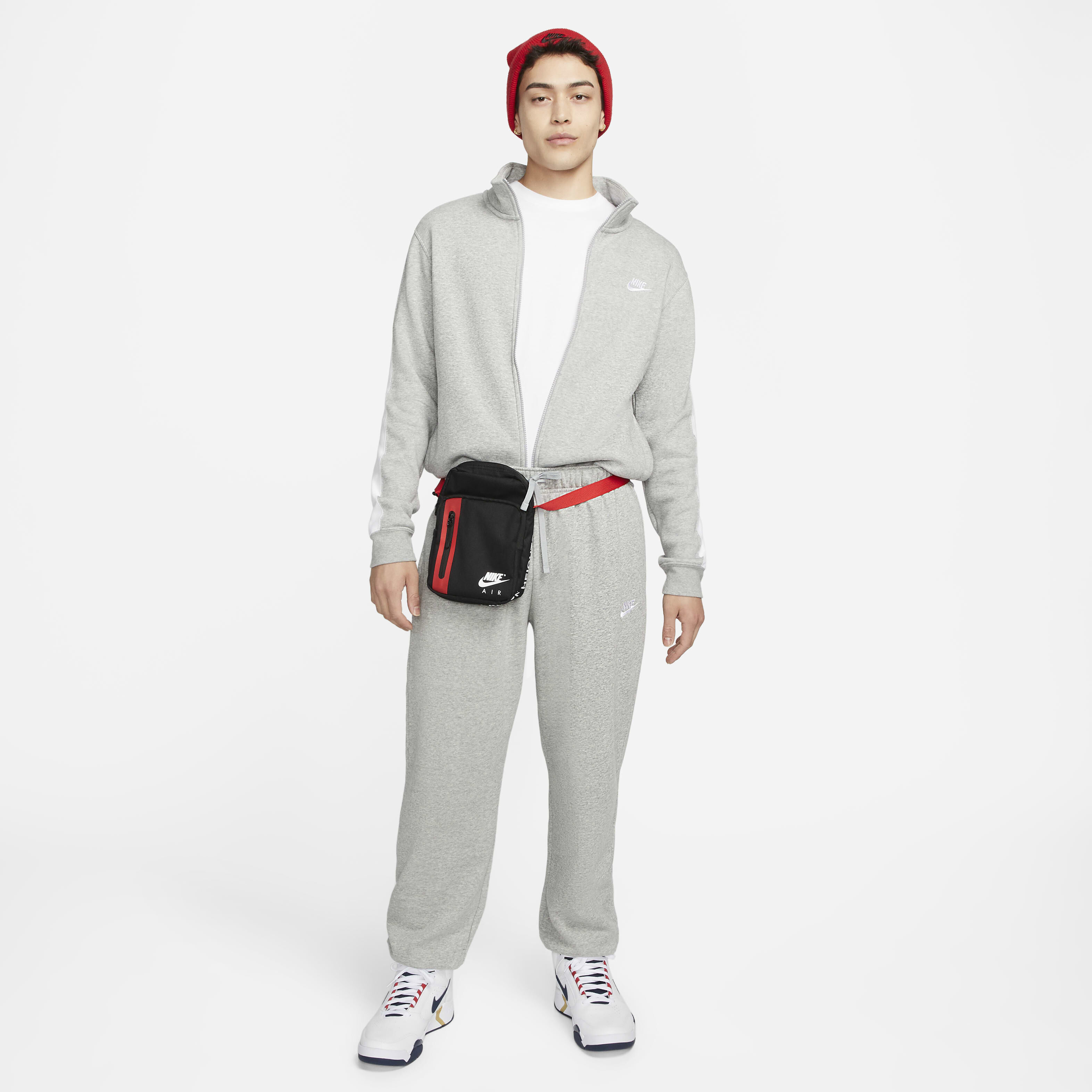 نايكي سبورتسوير كلوب فليس image number 4