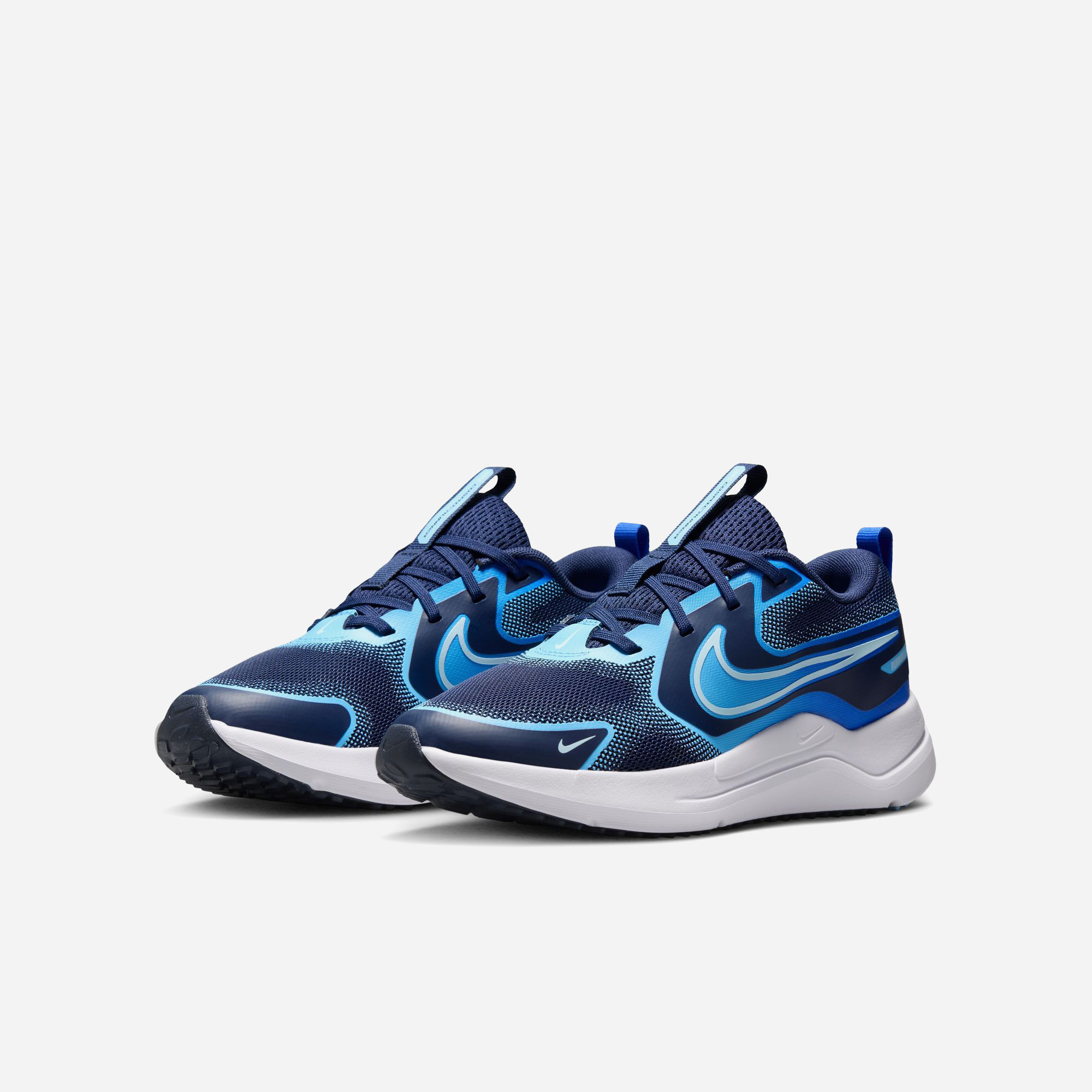Nike Cosmic Runner image number 2